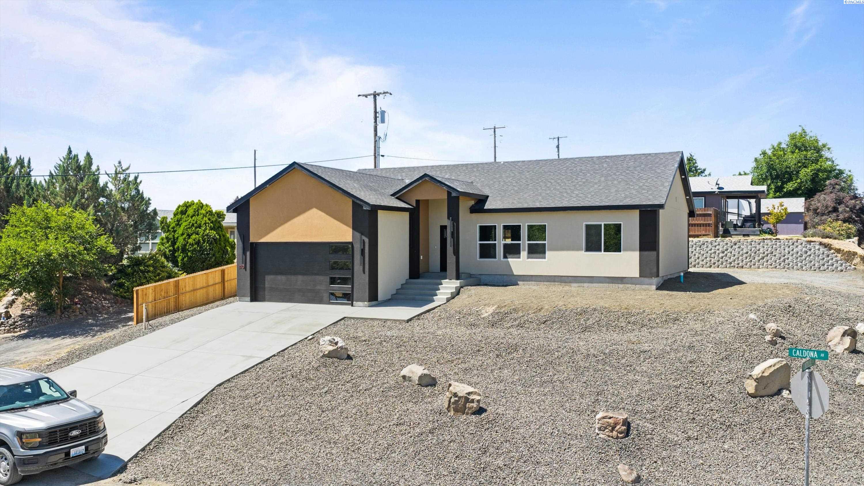 210 Caldona Ave, Mesa, WA 99343