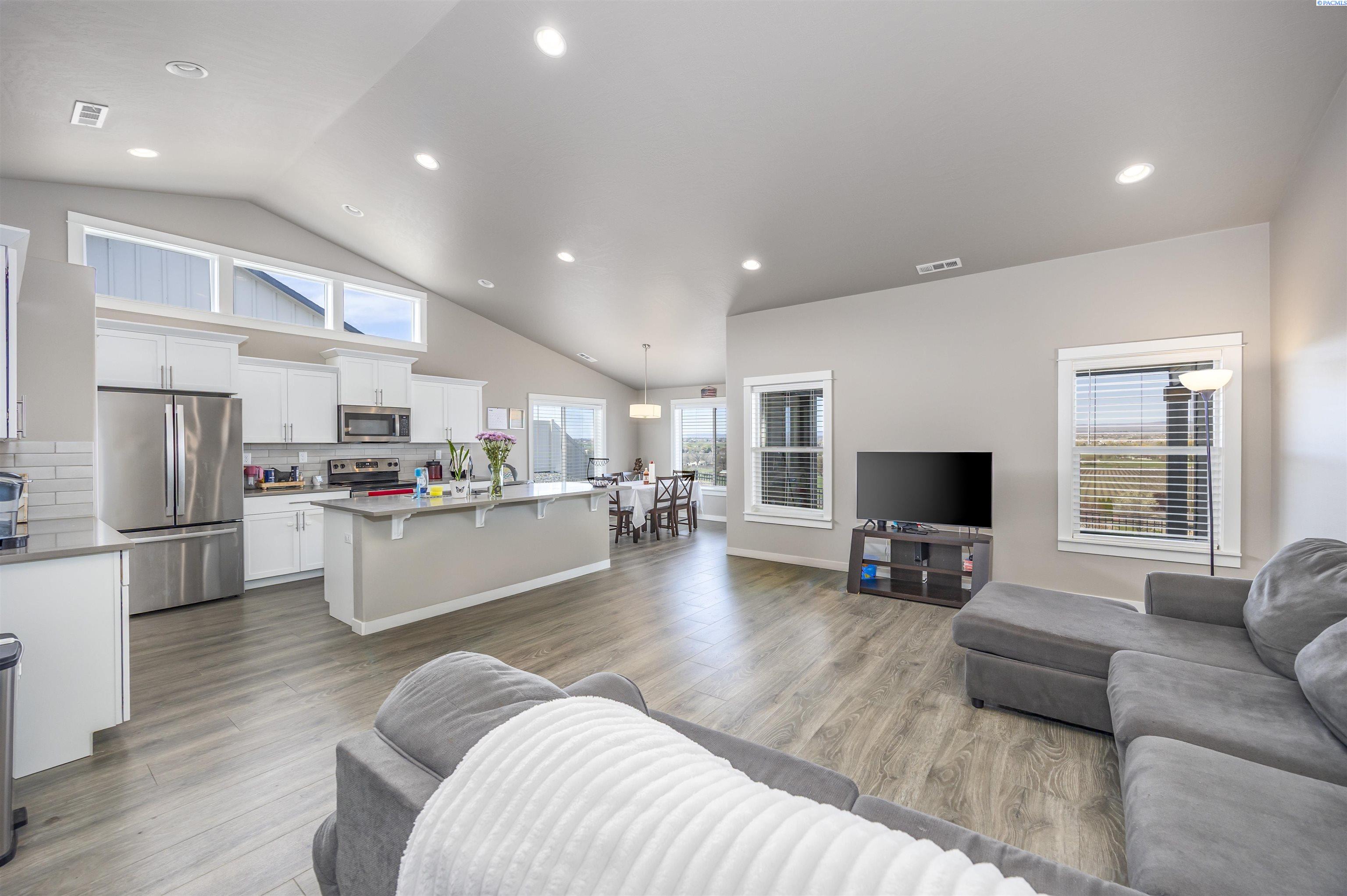 1419 Kelandren Dr, Prosser, WA 99350