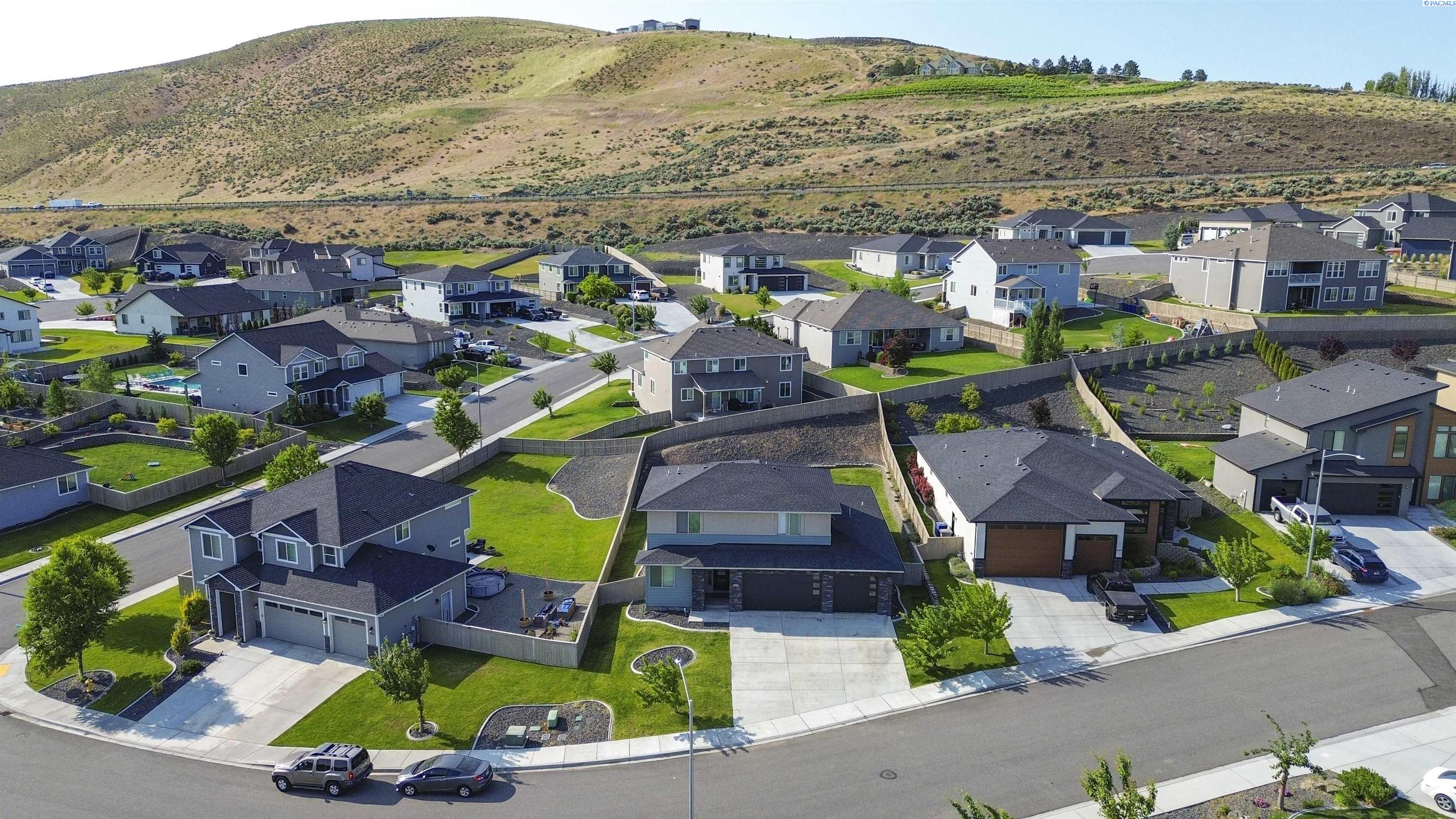 4841 Tillamook Dr, Richland, WA 99352