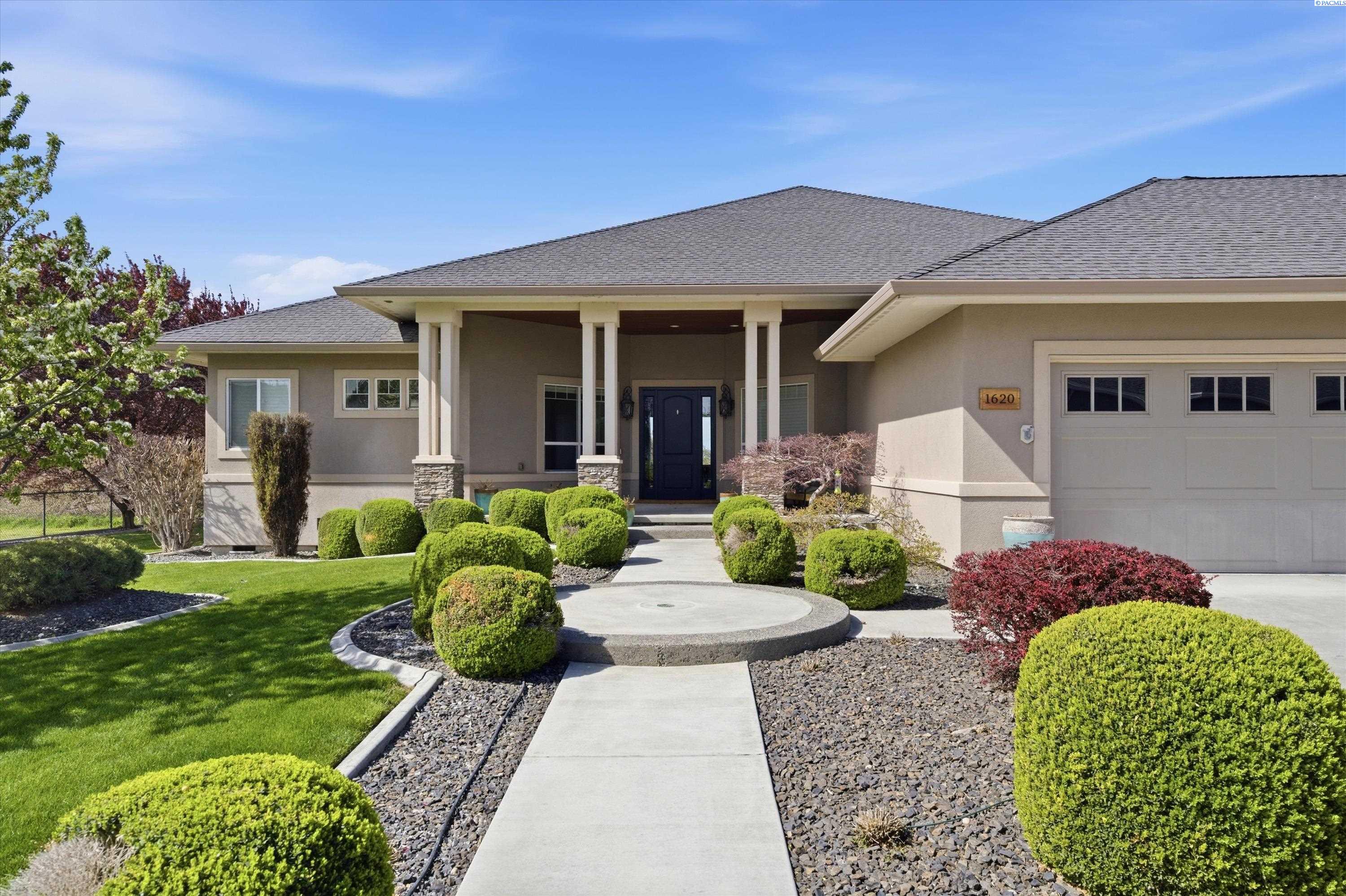 1620 Road 84 , Pasco, WA 99301
