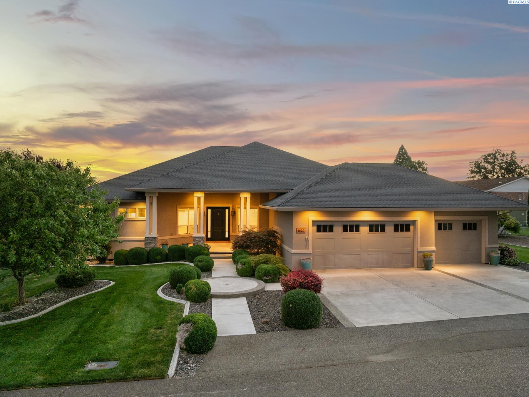 1620 Road 84 , Pasco, WA 99301