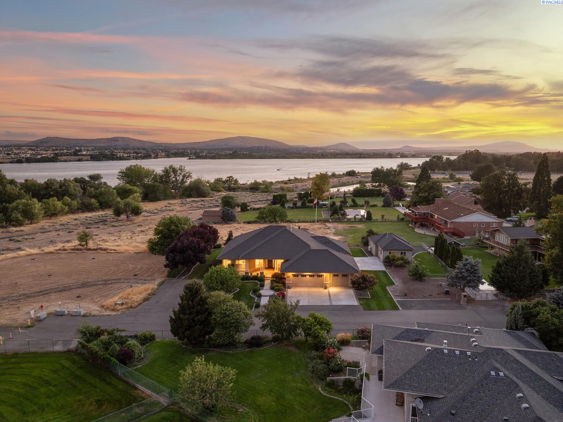 1620 Road 84, Pasco, WA 99301