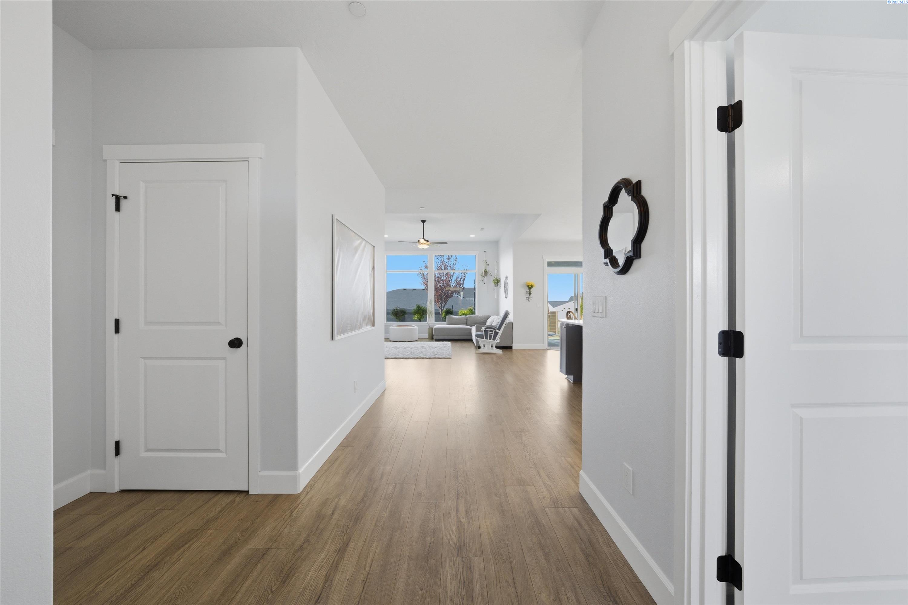 4235 Barbera St, Richland, WA 99352