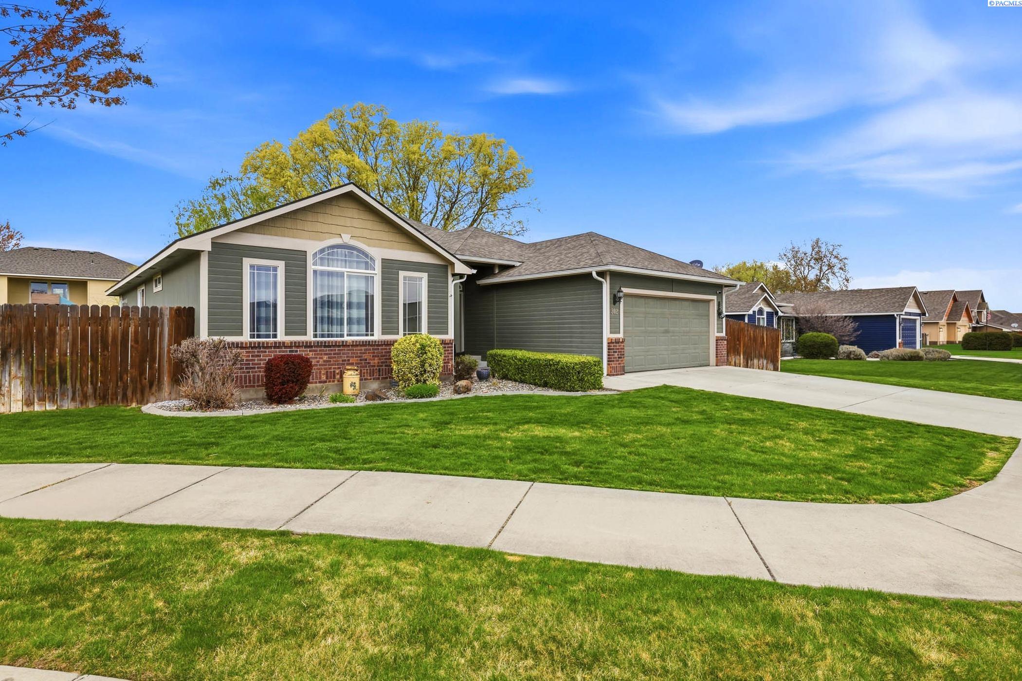 302 Penn St, Kennewick, WA 99336