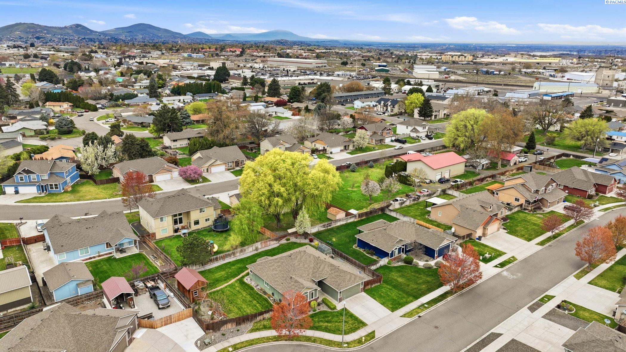 302 Penn St, Kennewick, WA 99336