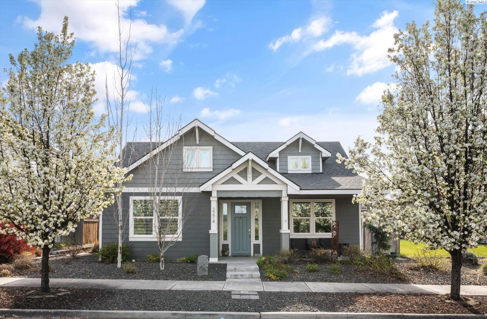 2274 Daphne Ave, Richland, WA 99352