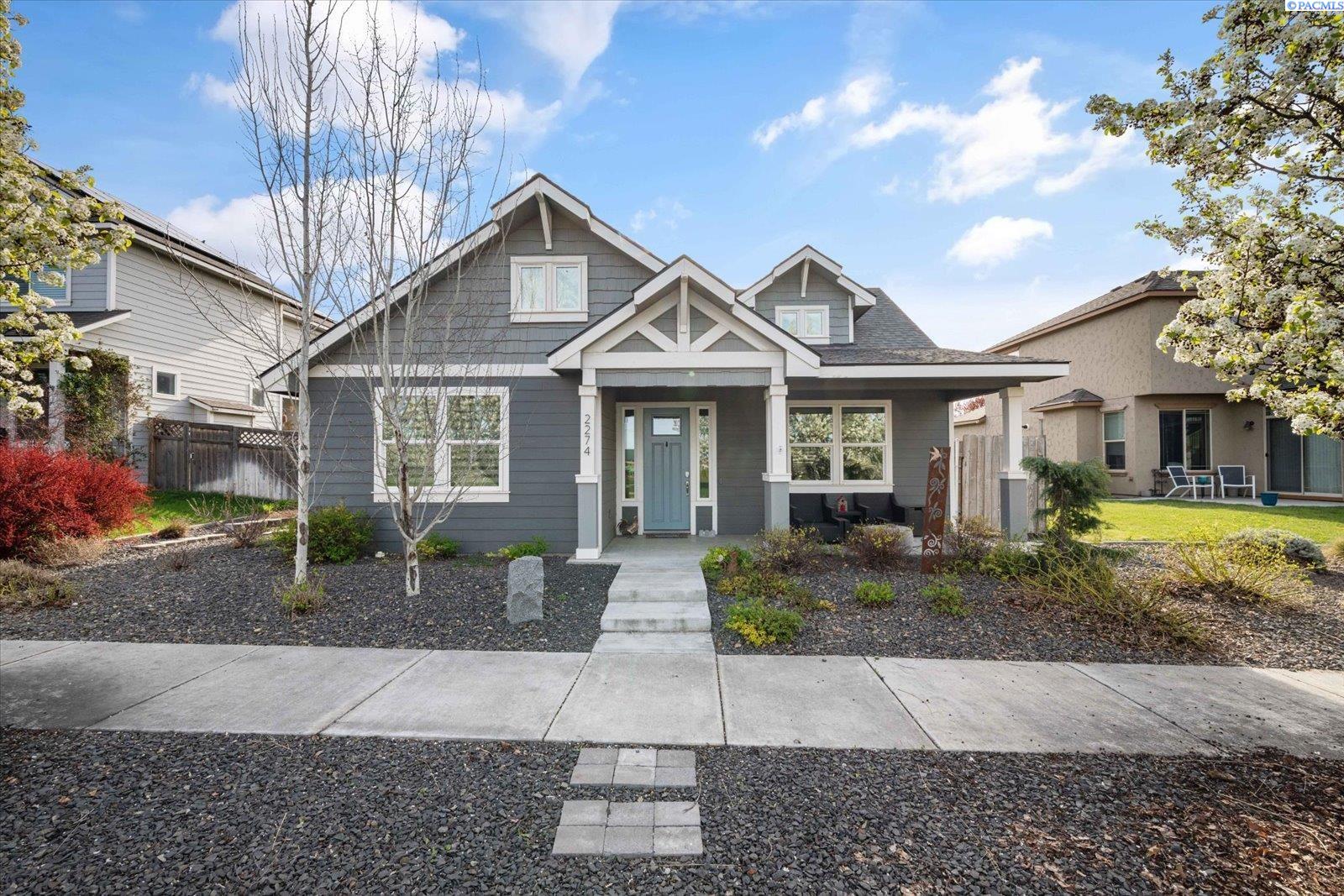 2274 Daphne Ave, Richland, WA 99352