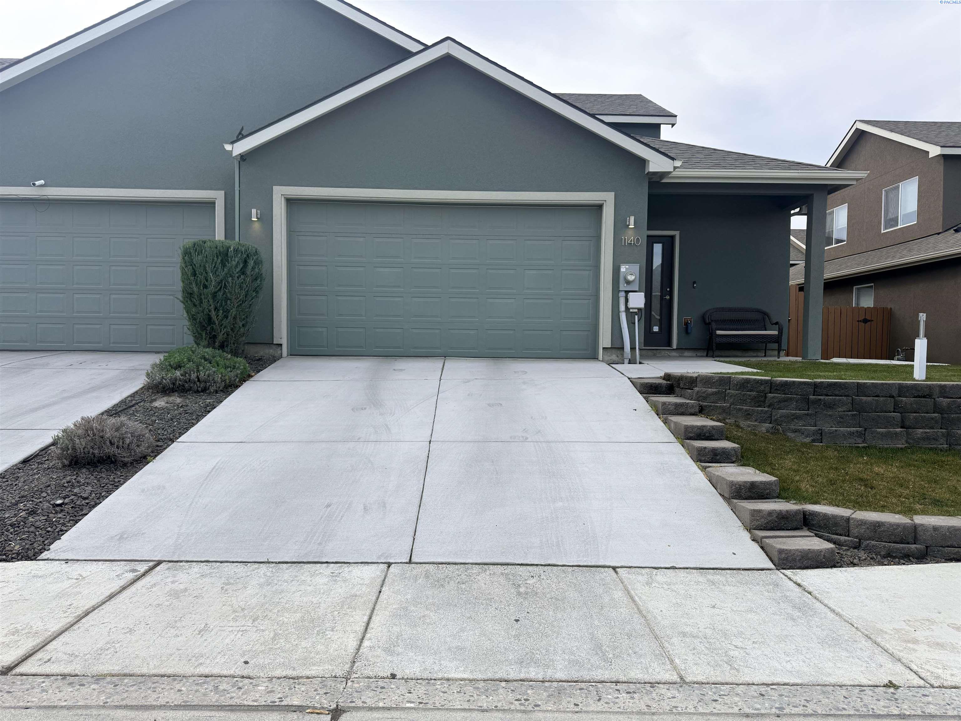 1140 Cedar Pl, Kennewick, WA 99337
