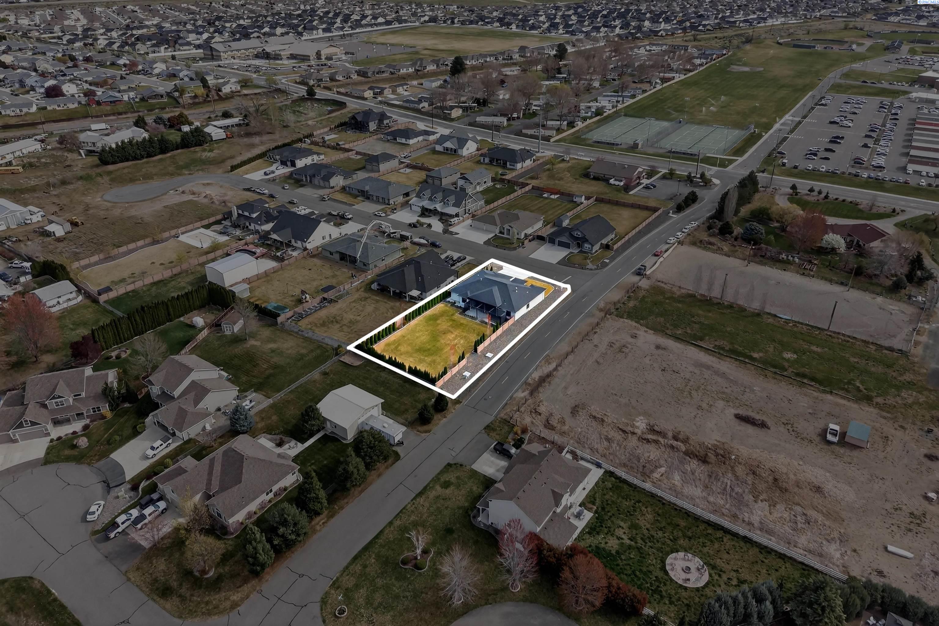 3408 Royce Dr, Pasco, WA 99301