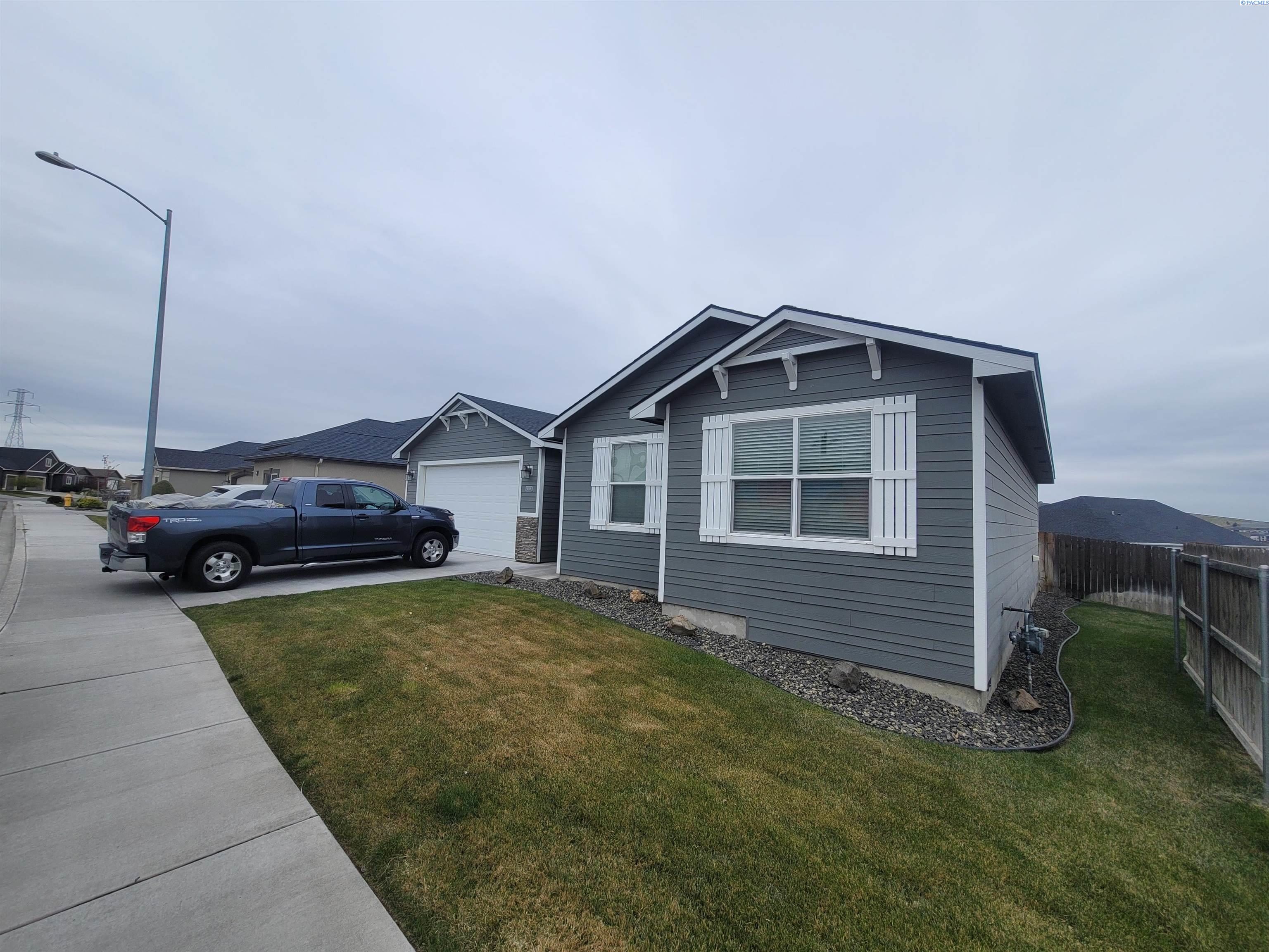 6018 41st Ave, Kennewick, WA 99338