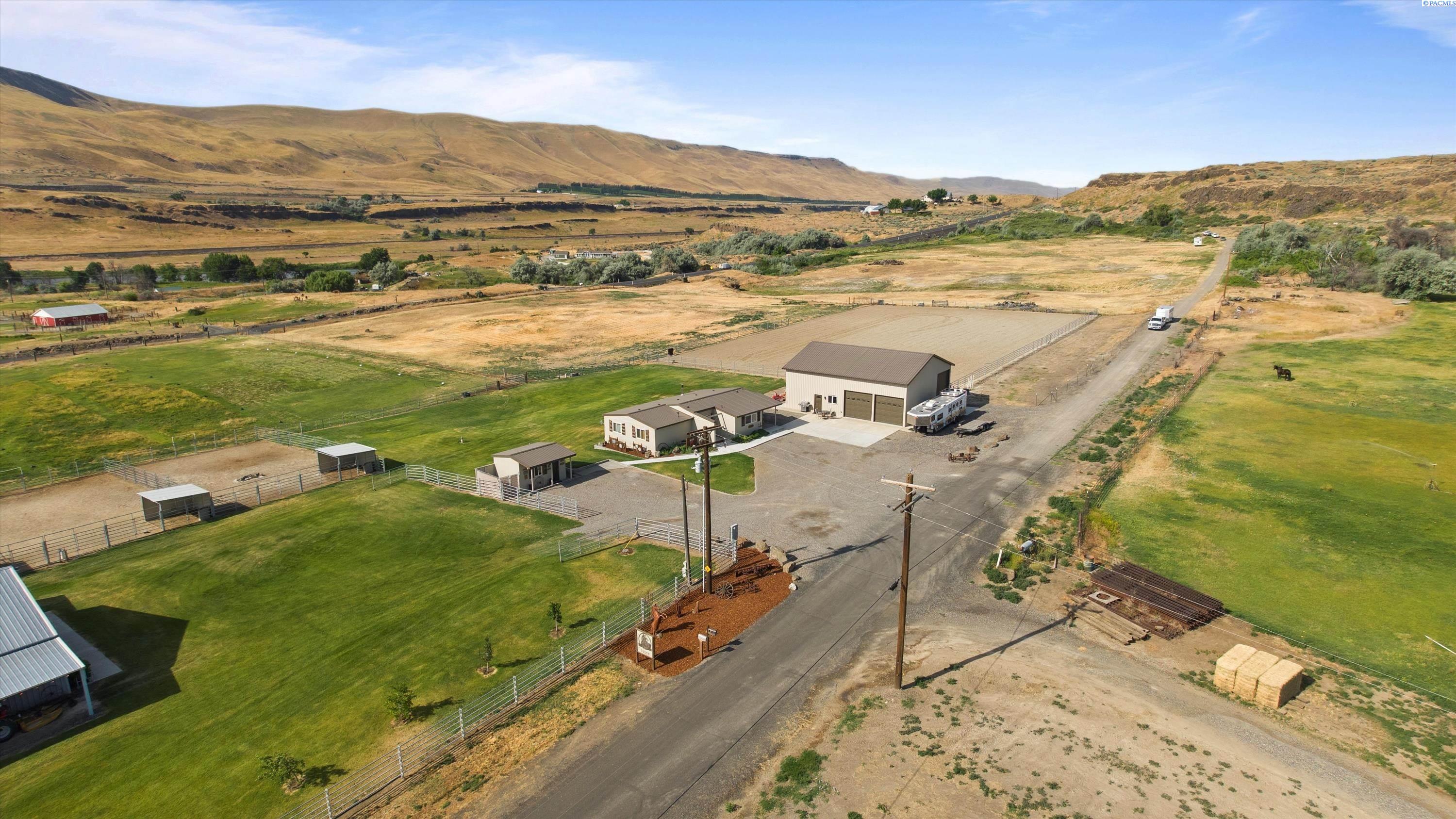 35803 Rayhill Rd, Benton City, WA 99320