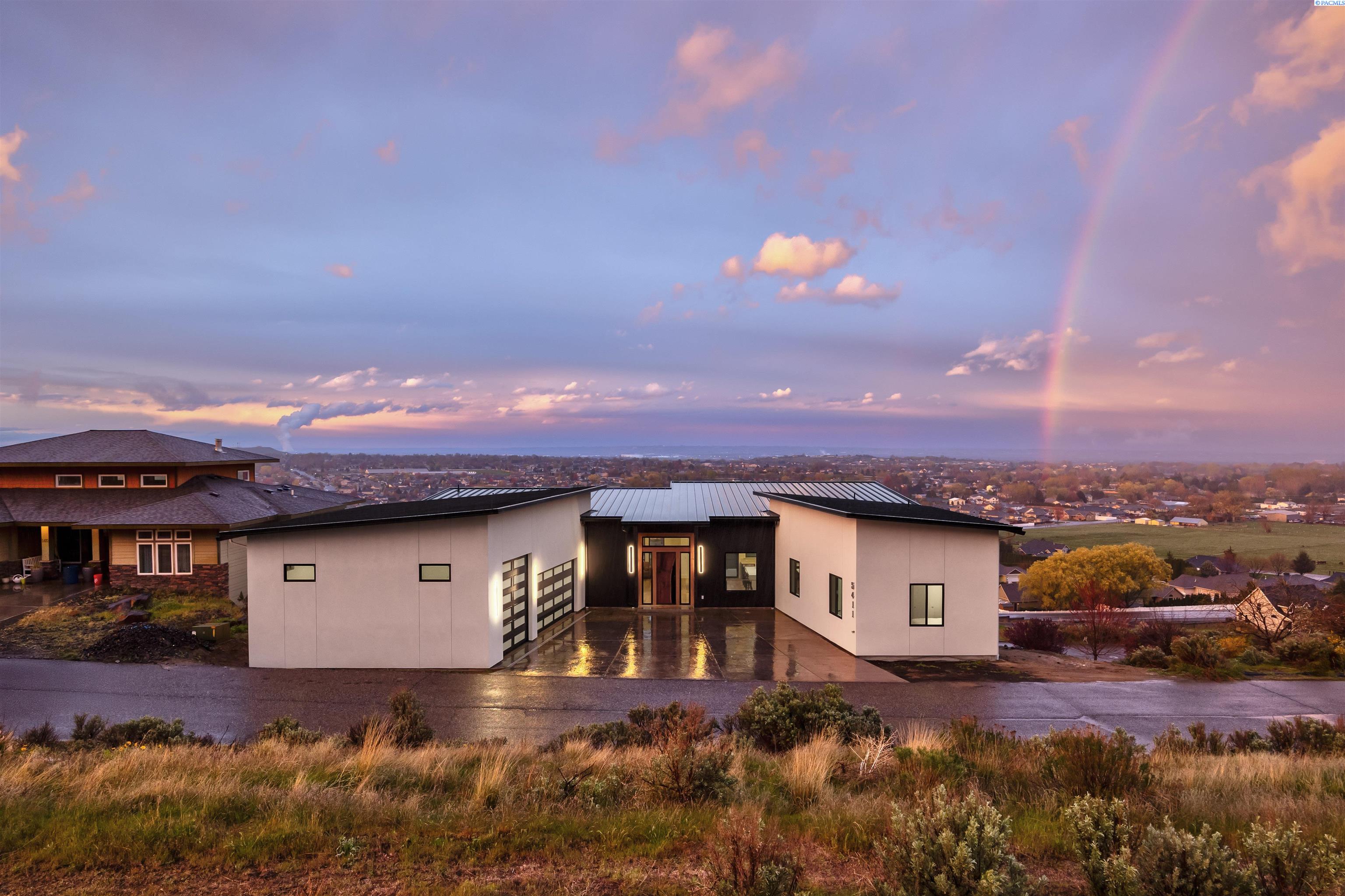 5411 Hershey Ln, West Richland, WA 99353