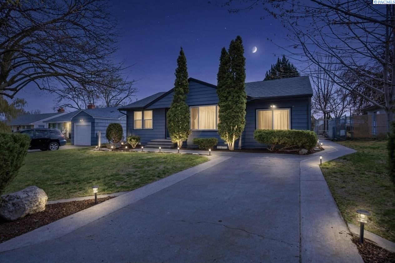 1913 2nd Ave, Kennewick, WA 99336