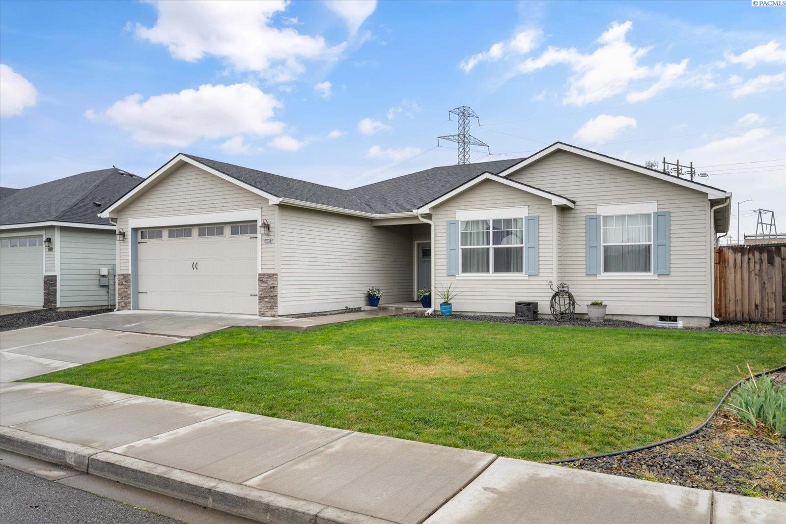 6045 41st Ave, Kennewick, WA 99338