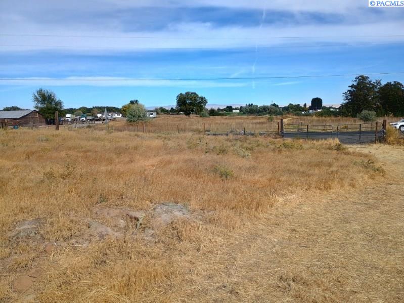 176501 Lower County Line Rd, Prosser, WA 99350