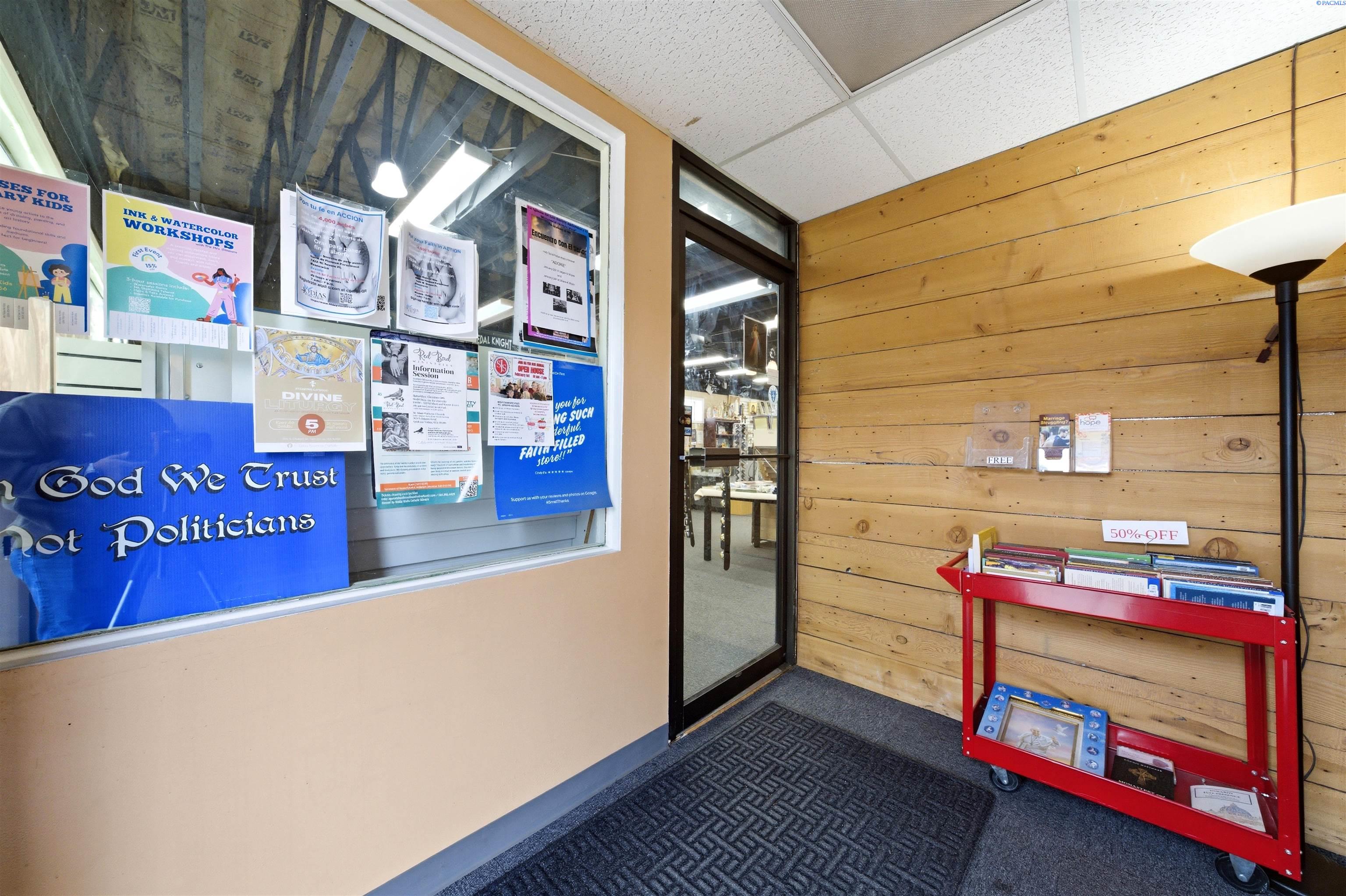 120 1st Ave, Kennewick, WA 99336