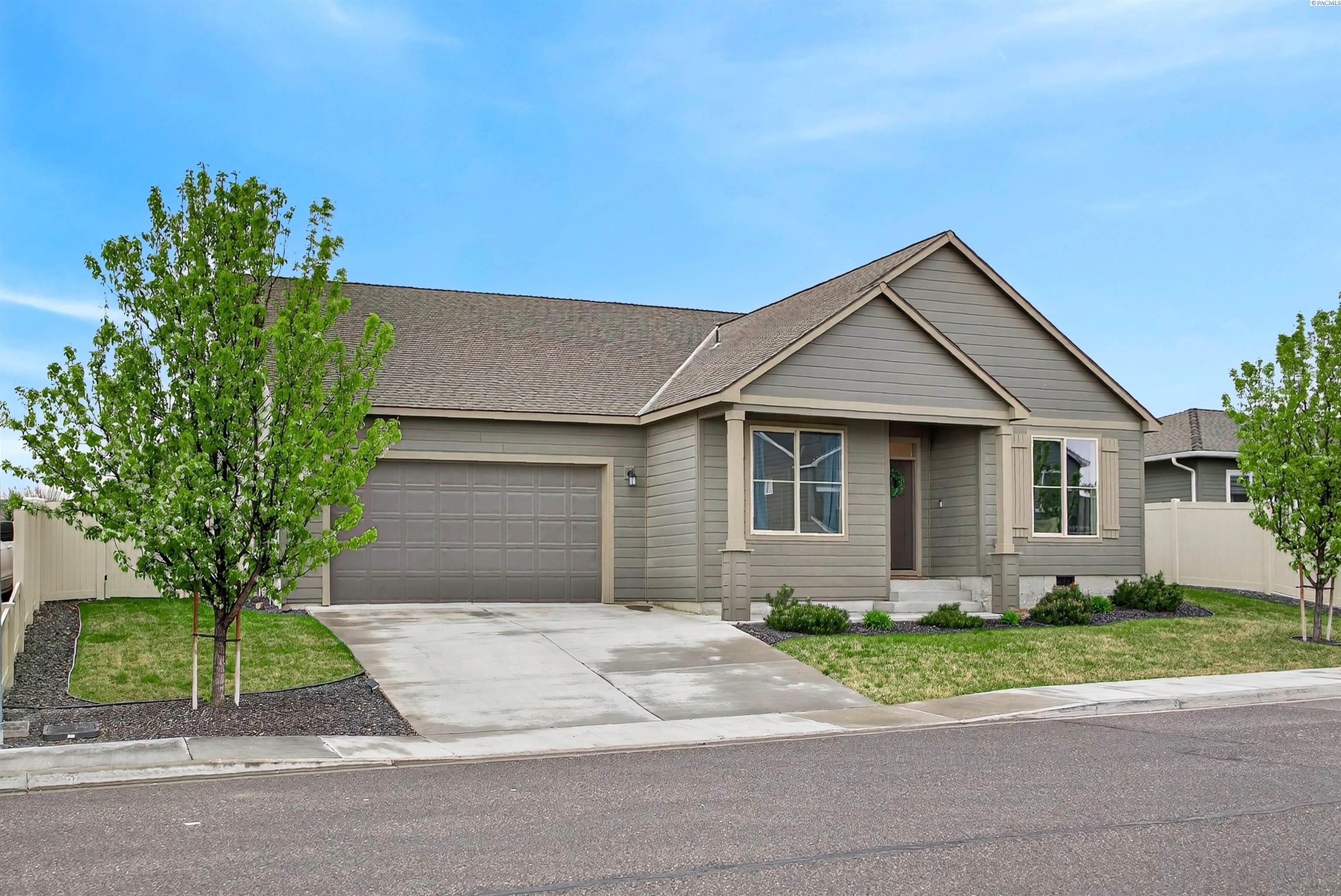 1545 32nd Ave, Kennewick, WA 99337