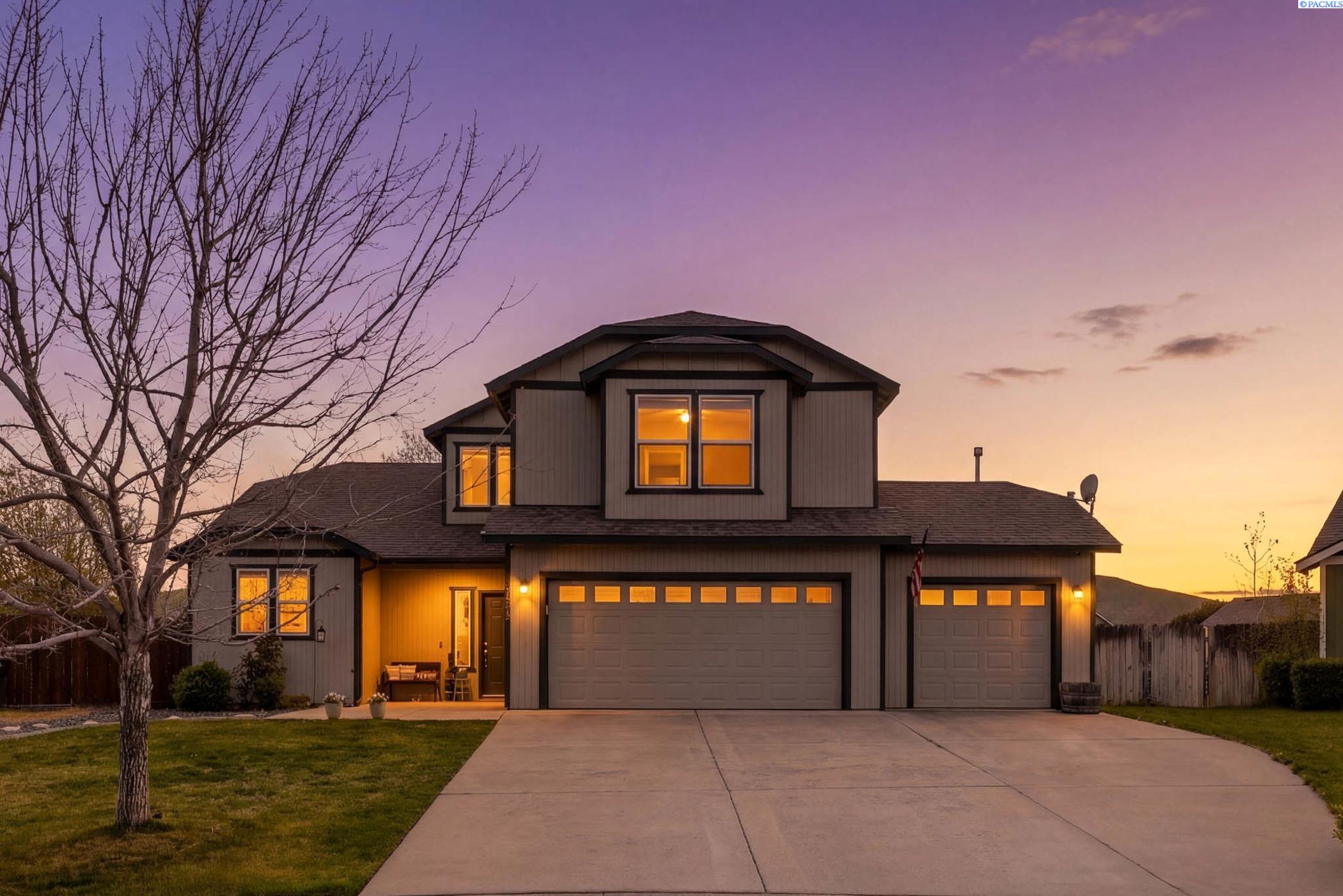 3006 Hermandt Ct, West Richland, WA 99353
