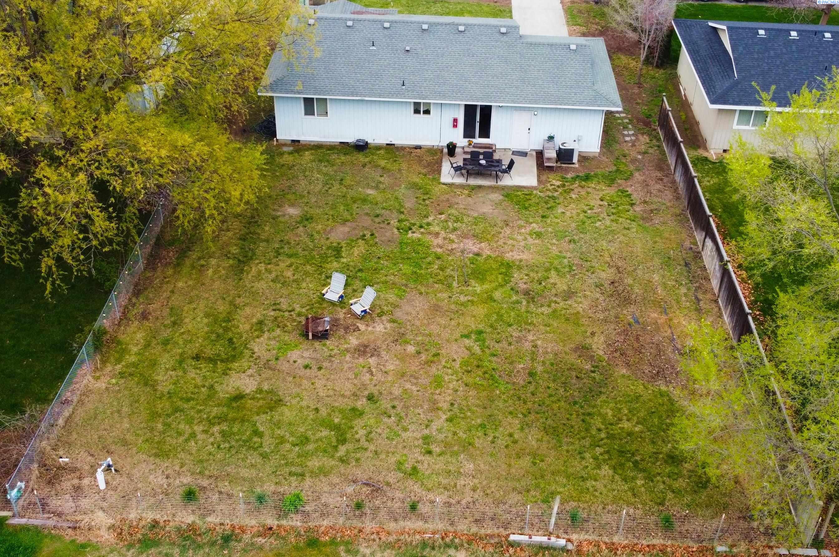 405 Belle , Benton City, WA 99320