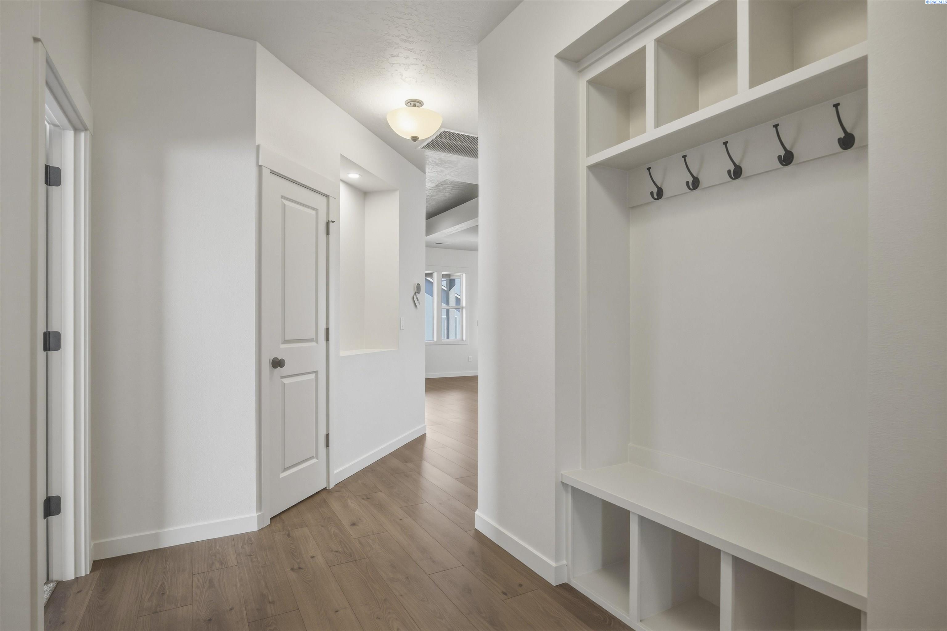 3574 Morningside Pw, Richland, WA 99352