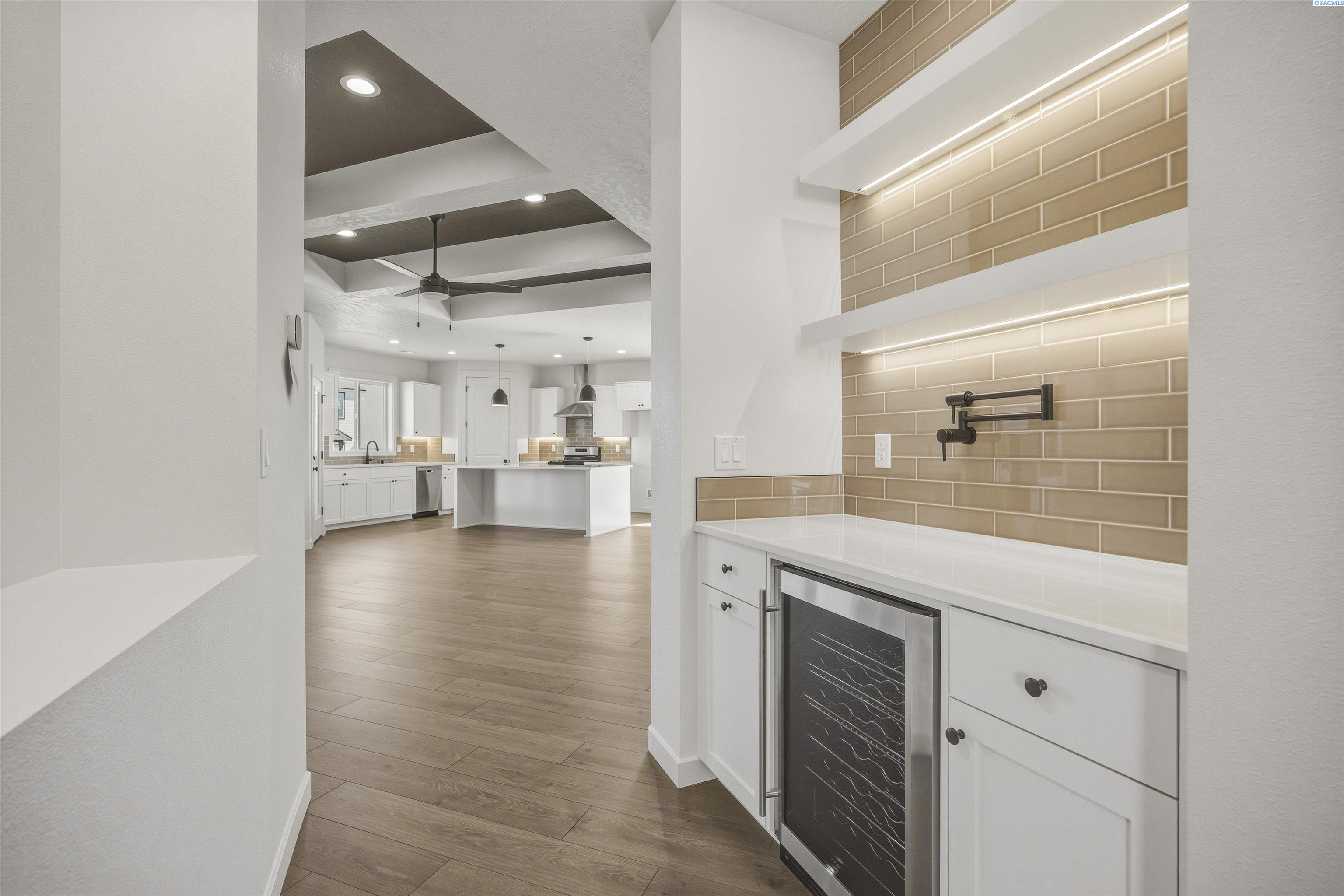 3574 Morningside Pw, Richland, WA 99352