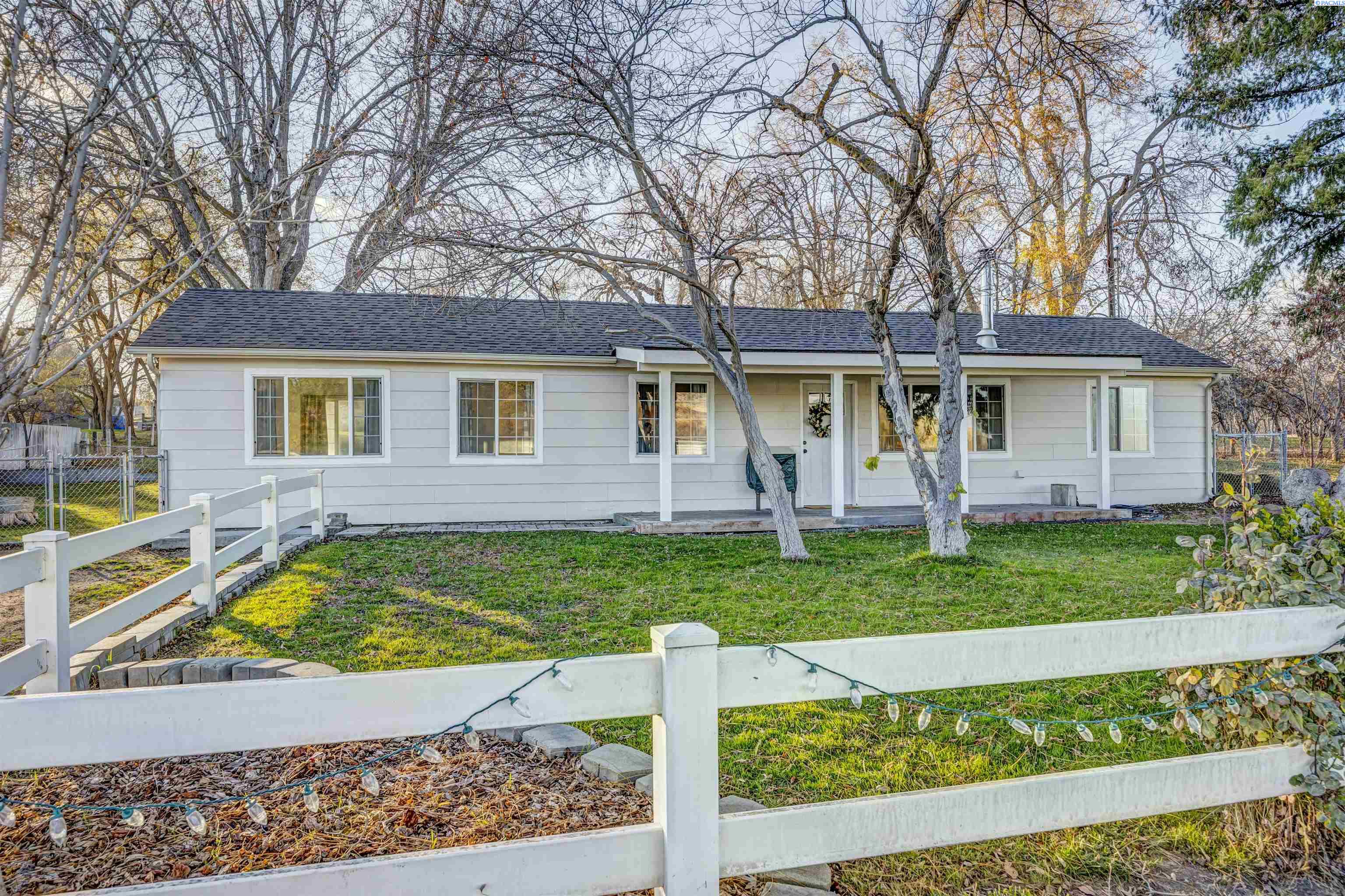 59202 N River Road, Benton City WA 99320