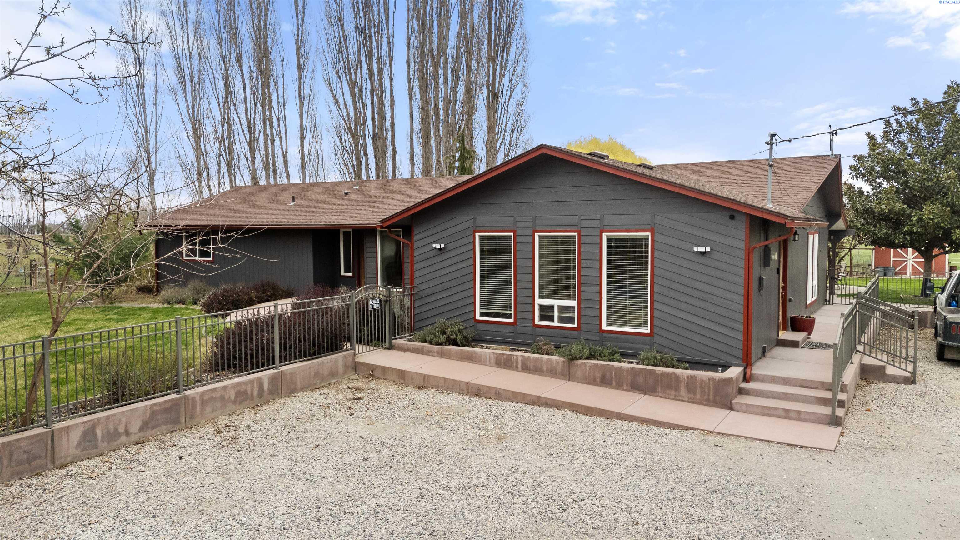168802 Johnson Rd, Prosser, WA 99350-8245