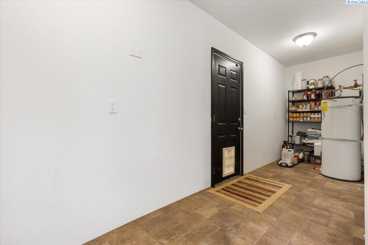168802 W Johnson Rd