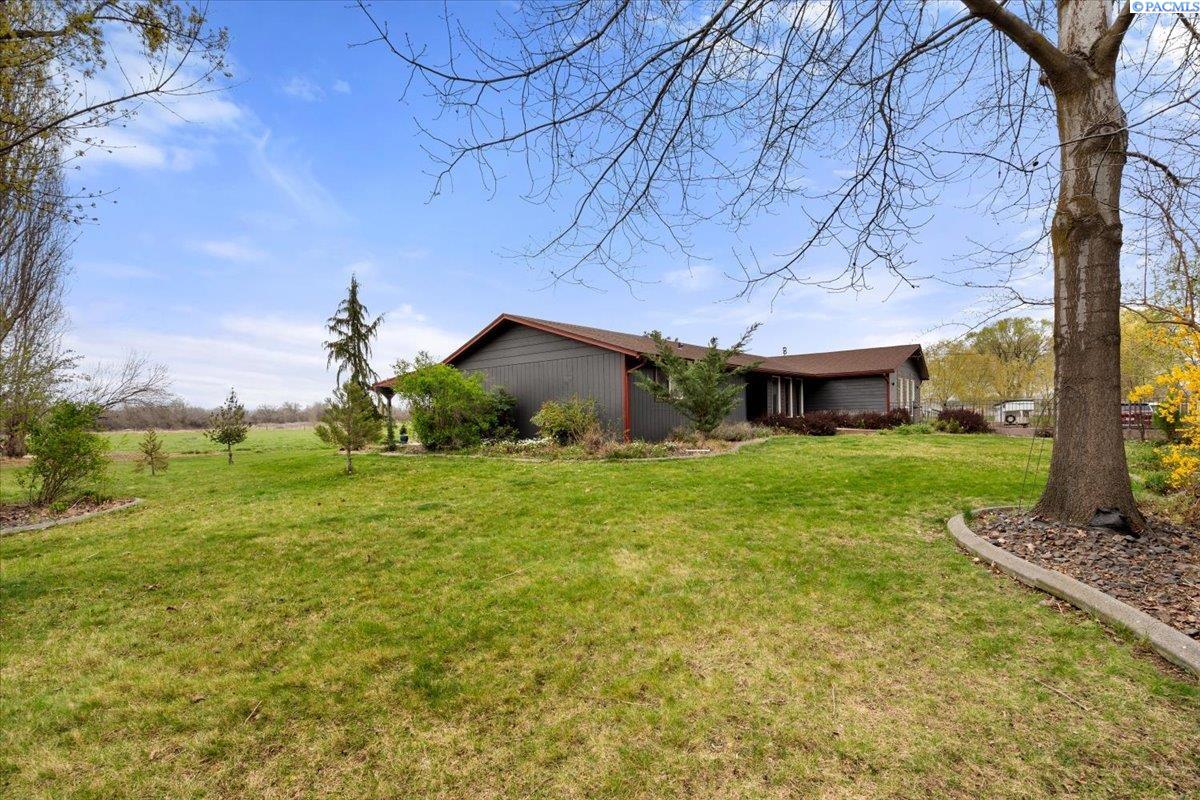 168802 W Johnson Rd