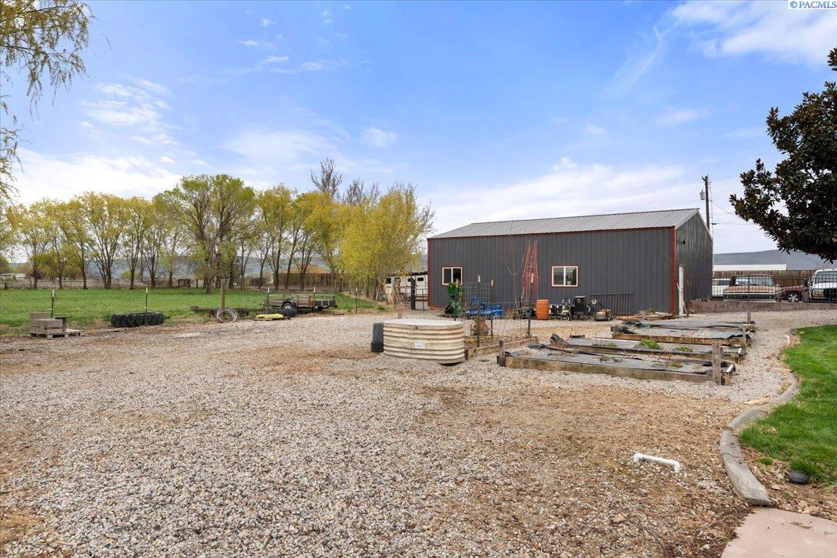 168802 W Johnson Rd