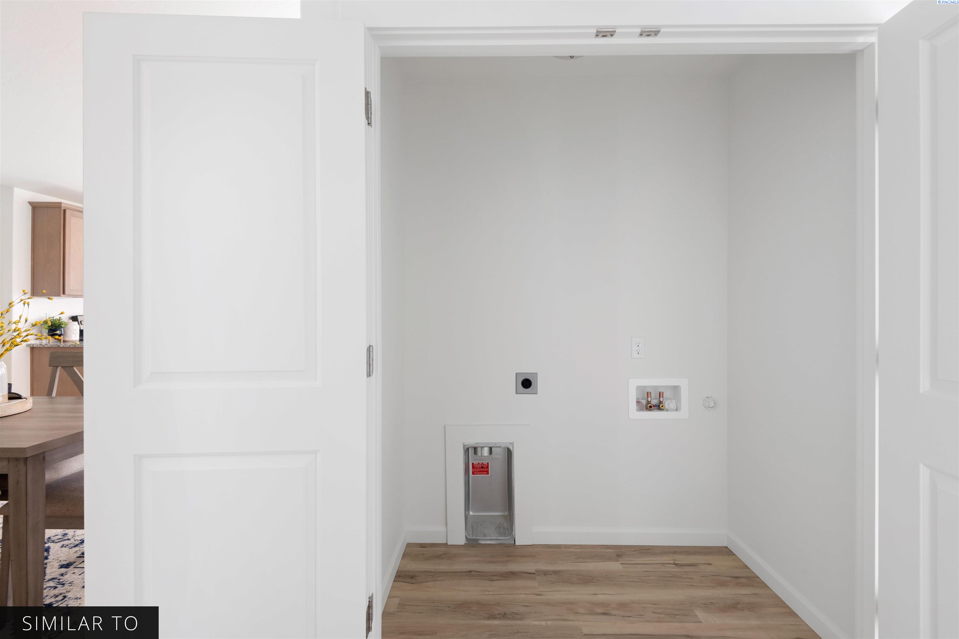 7061 38th Ave, Kennewick, WA 99338