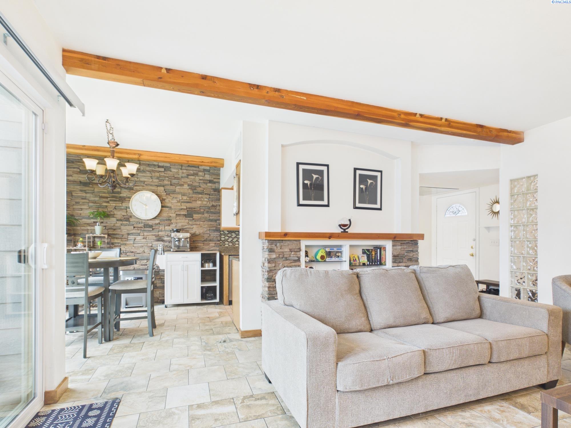 2401 Canal Dr #9C, Kennewick, WA 99336