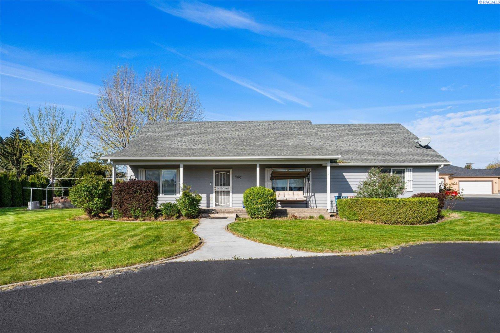 3216 S Auburn St, Kennewick WA 99337