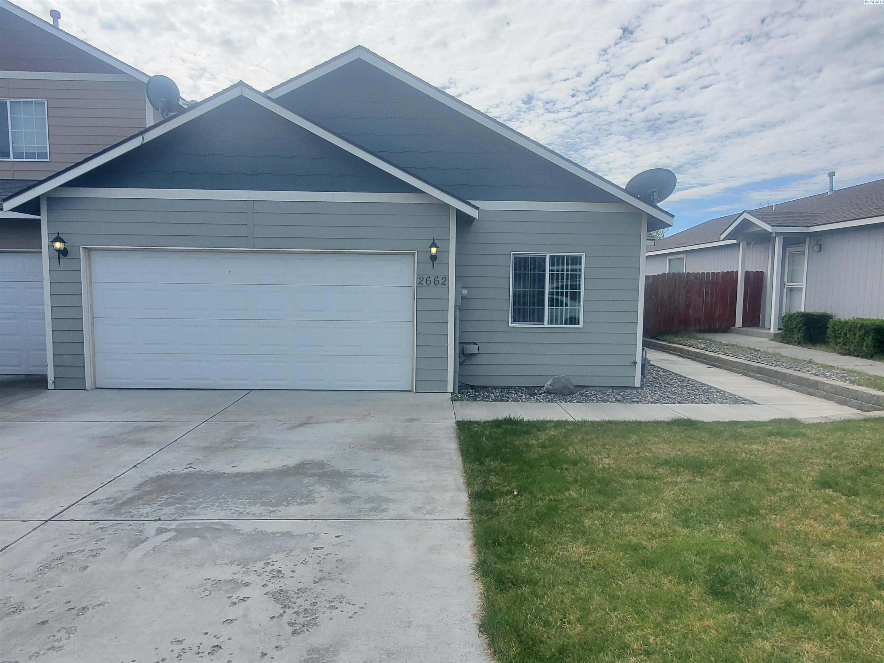 2662 Jason Loop, Richland WA 99352