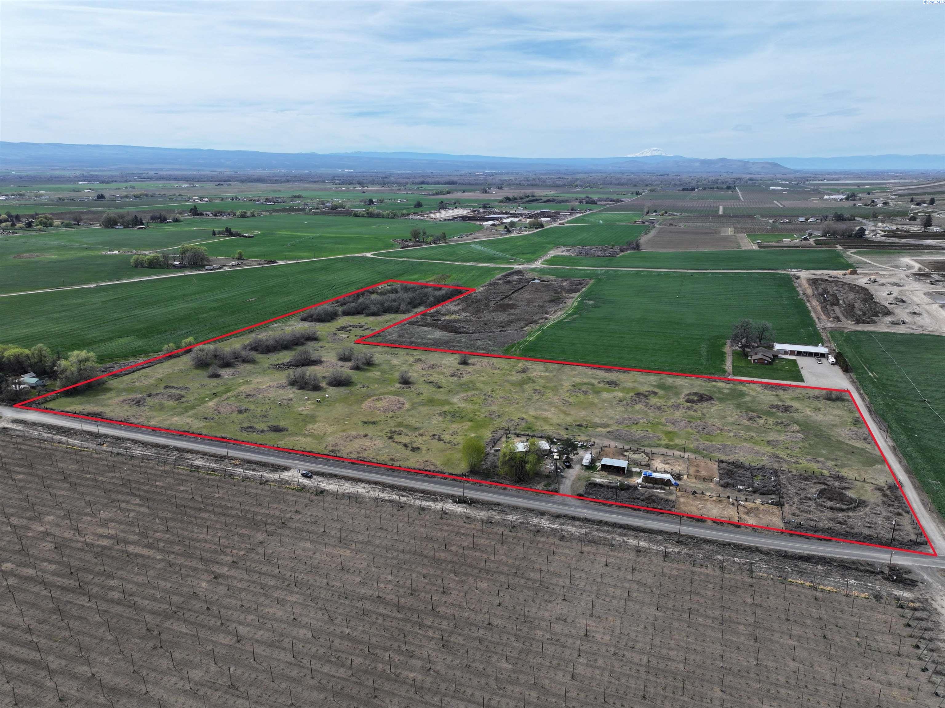 330 Snipes Pump Rd, Sunnyside WA 98944