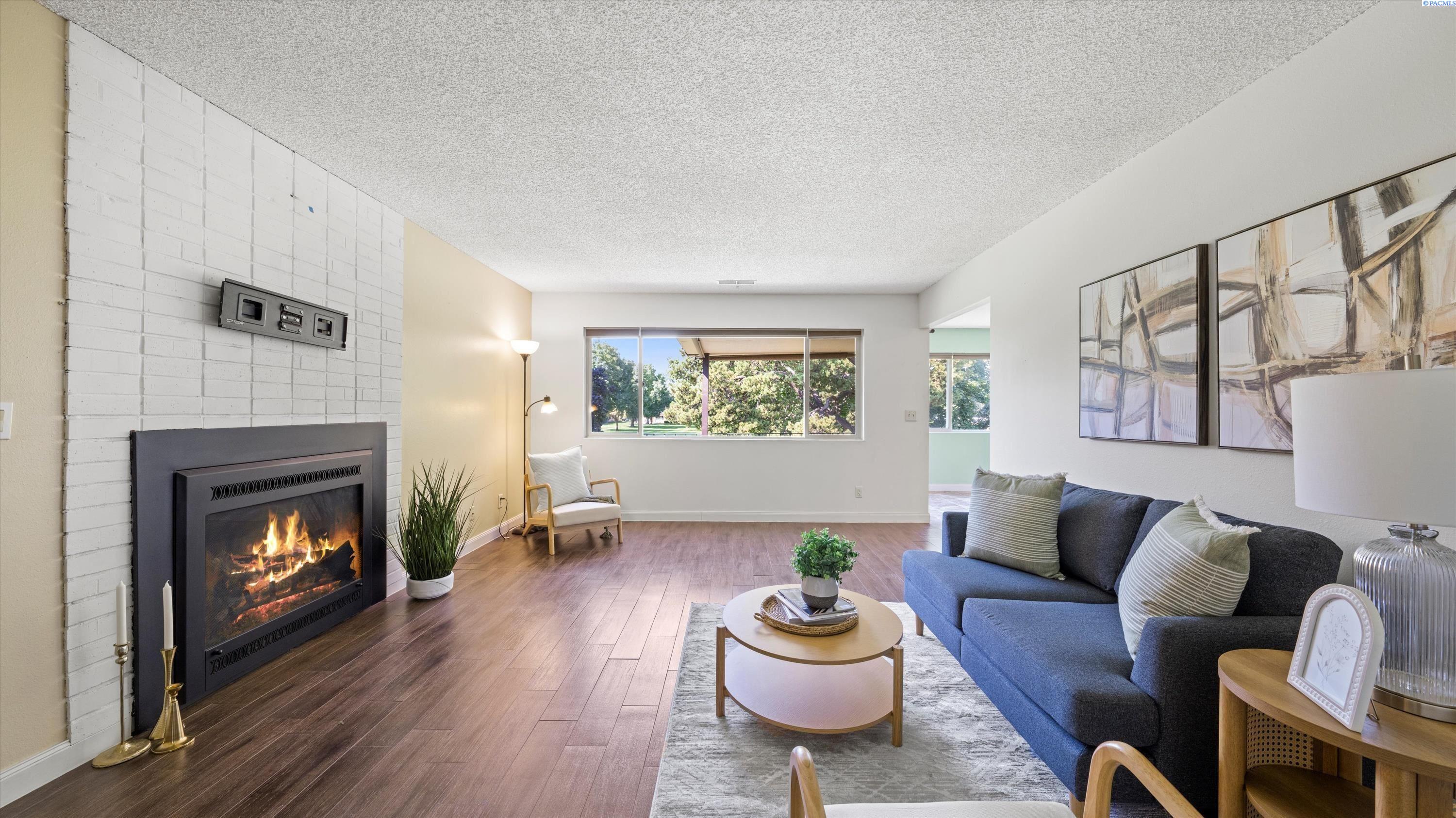 629 Fisher St #A203, Kennewick, WA 99336