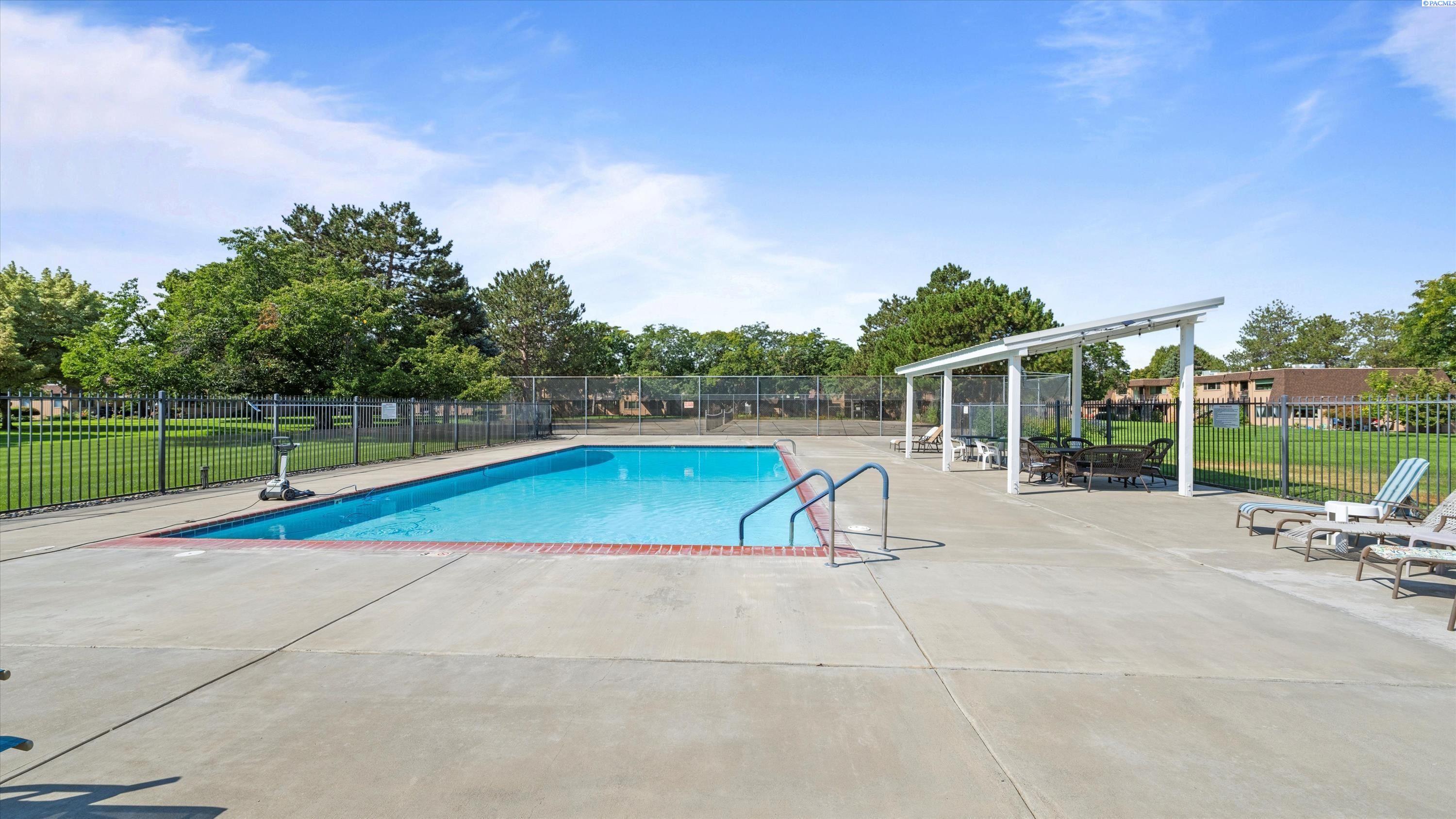 629 Fisher St #A203, Kennewick, WA 99336