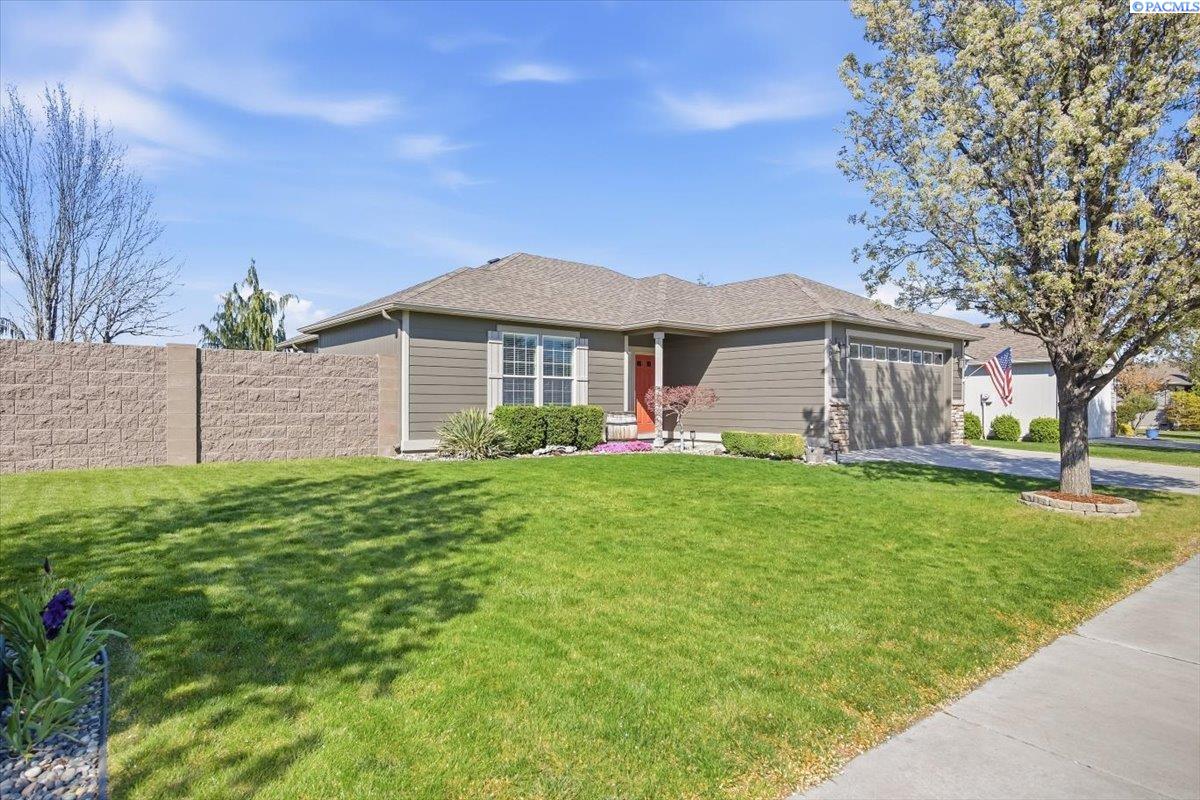 5504 20th Ave, Kennewick, WA 99338