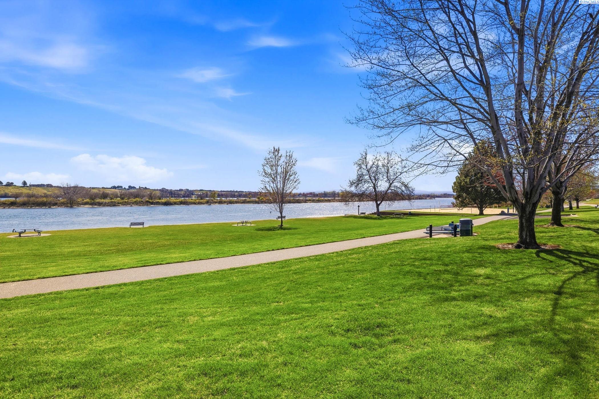 2118 Harris  #Ave, Richland, WA 99354