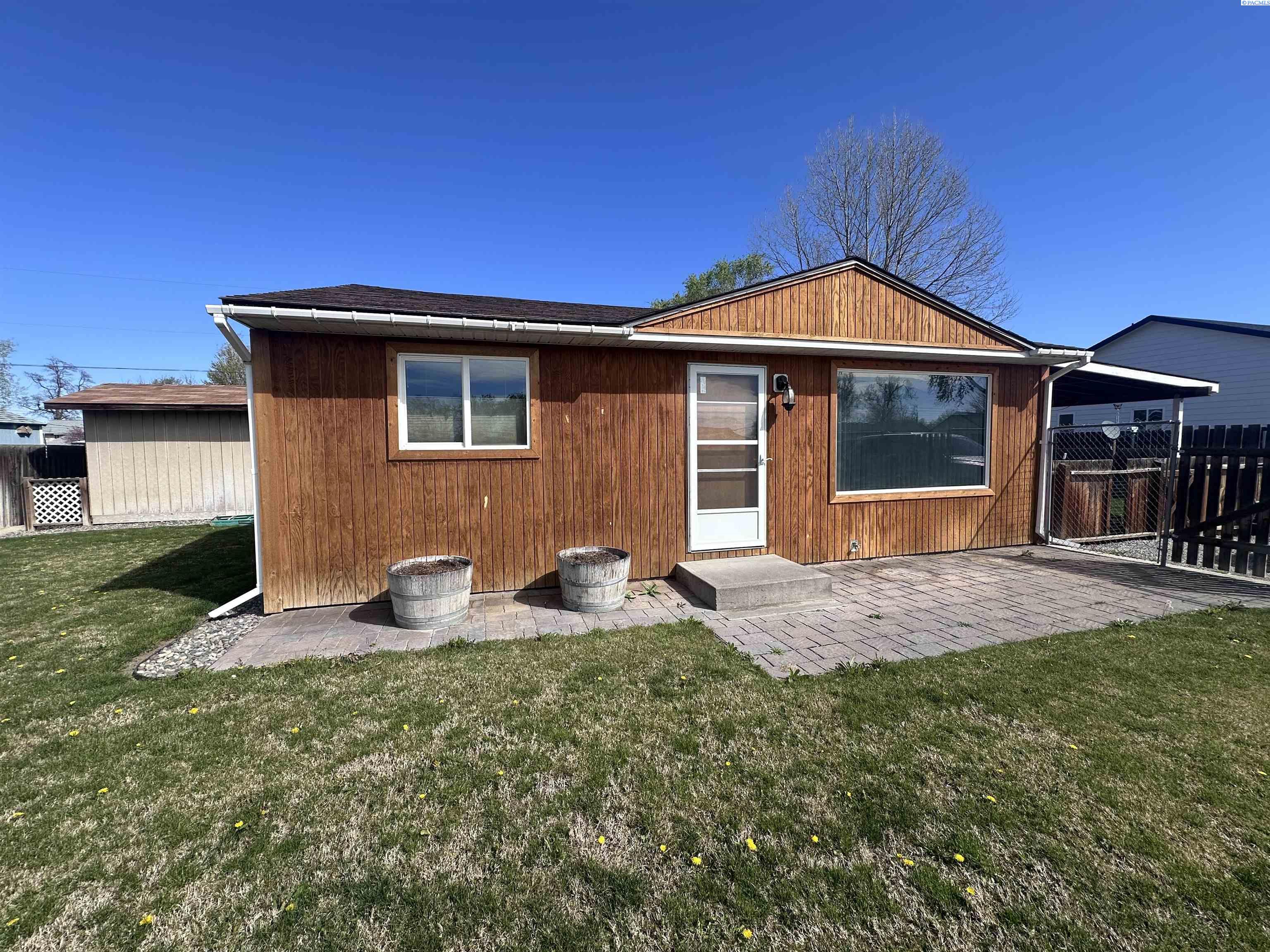 723 E 14th Avenue, Kennewick WA 99337