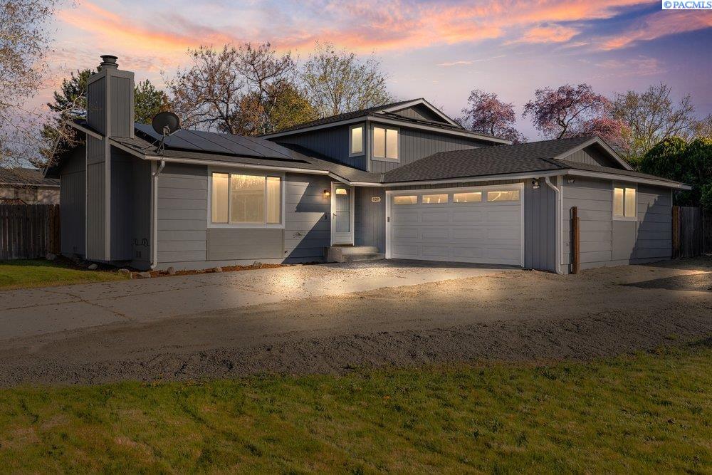 8201 W Deschutes Ave., Kennewick WA 99336