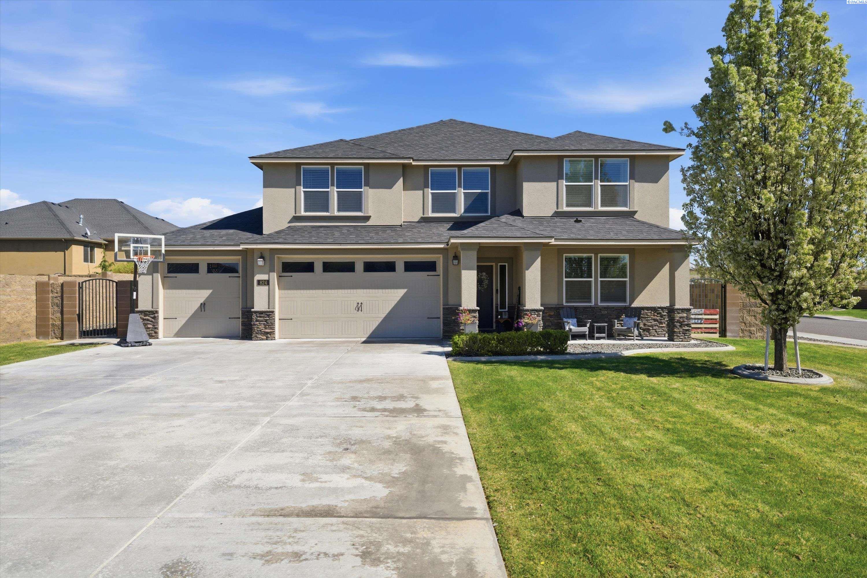 824 Meadows Dr. S., Richland WA 99352