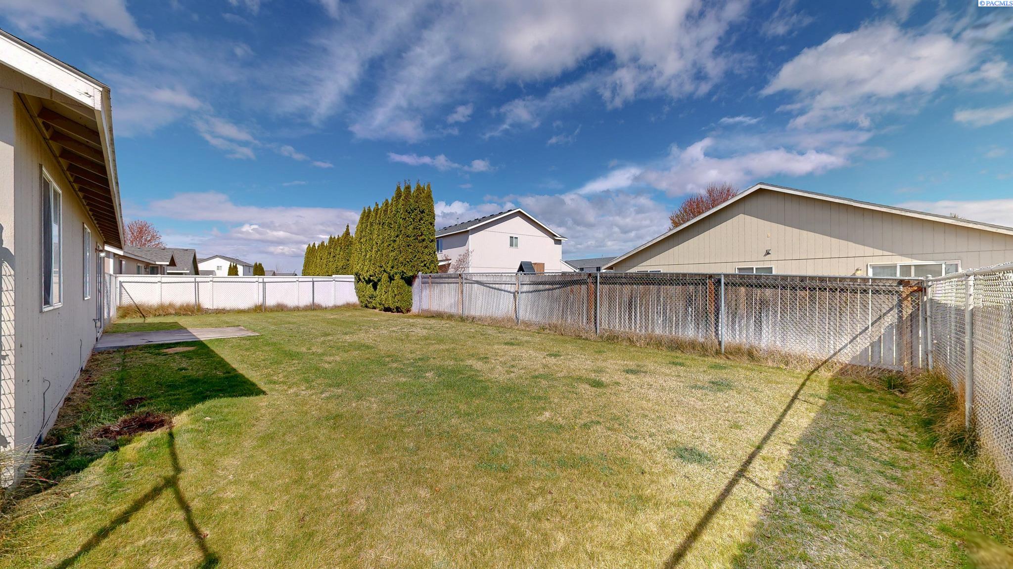 4507 Muris Ln, Pasco, WA 99301