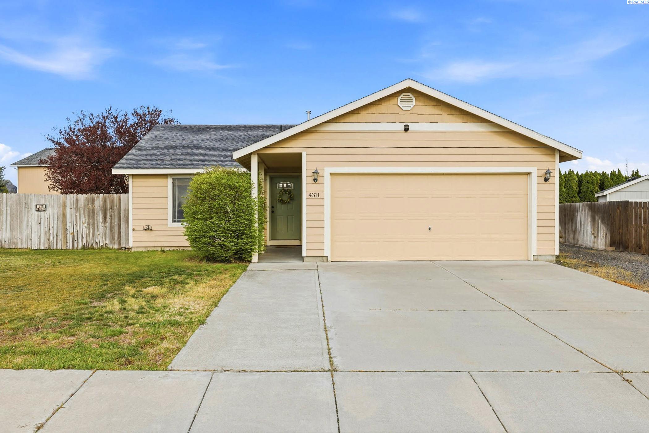 4311 Brahman Ln, Pasco WA 99301