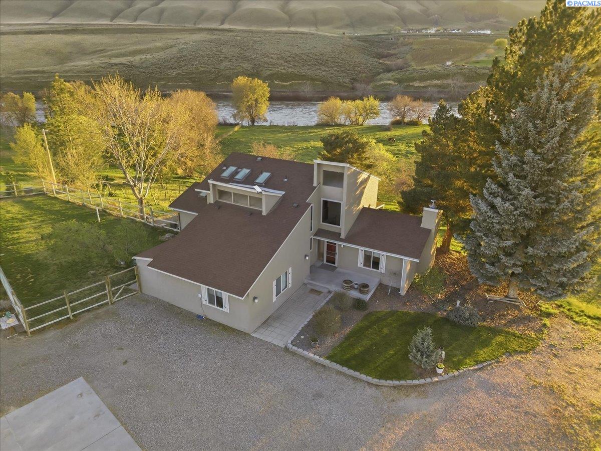 34610 N Kendall Road Nw, Benton City WA 99320