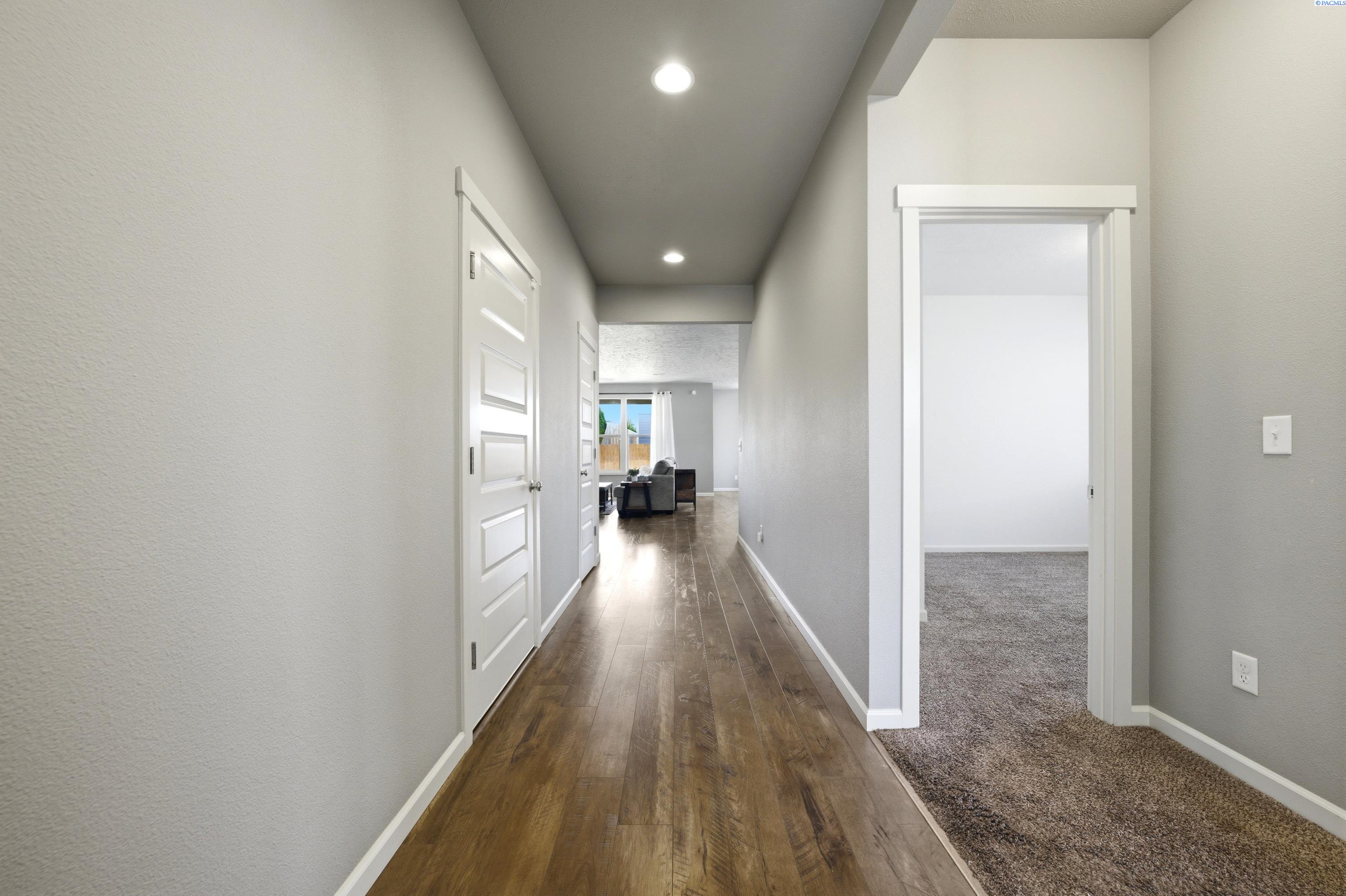 3918 Bismarck Ln, Pasco, WA 99301