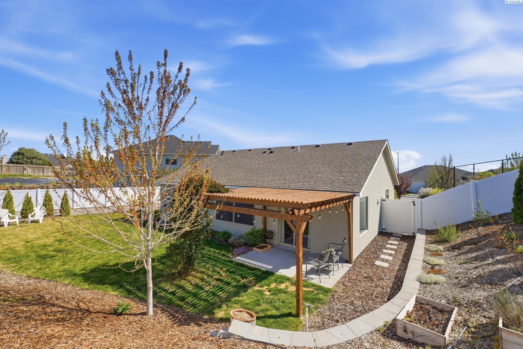 4204 Anderson Pl, Kennewick, WA 99337