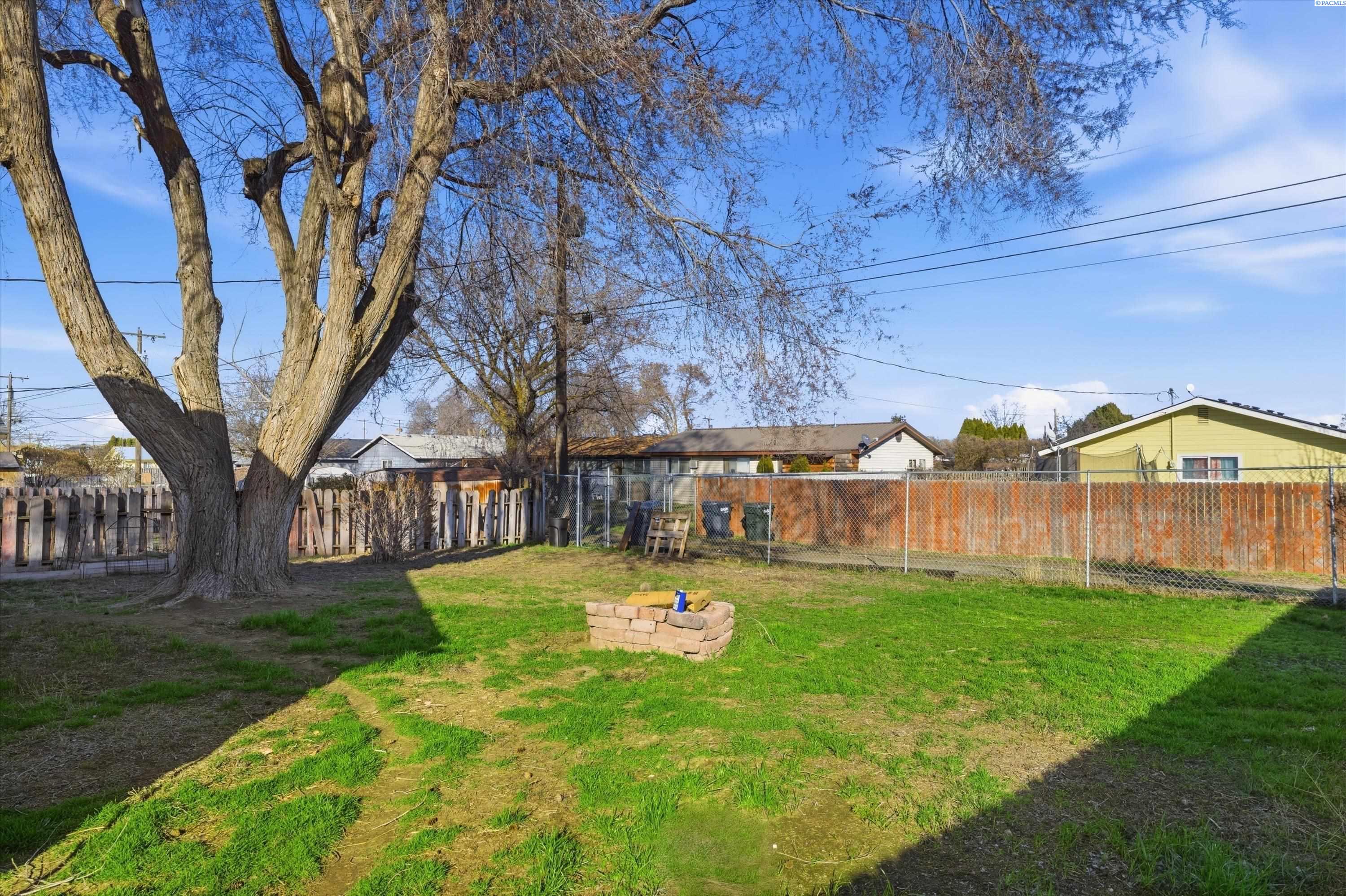 762 2nd Ave, Connell, WA 99326