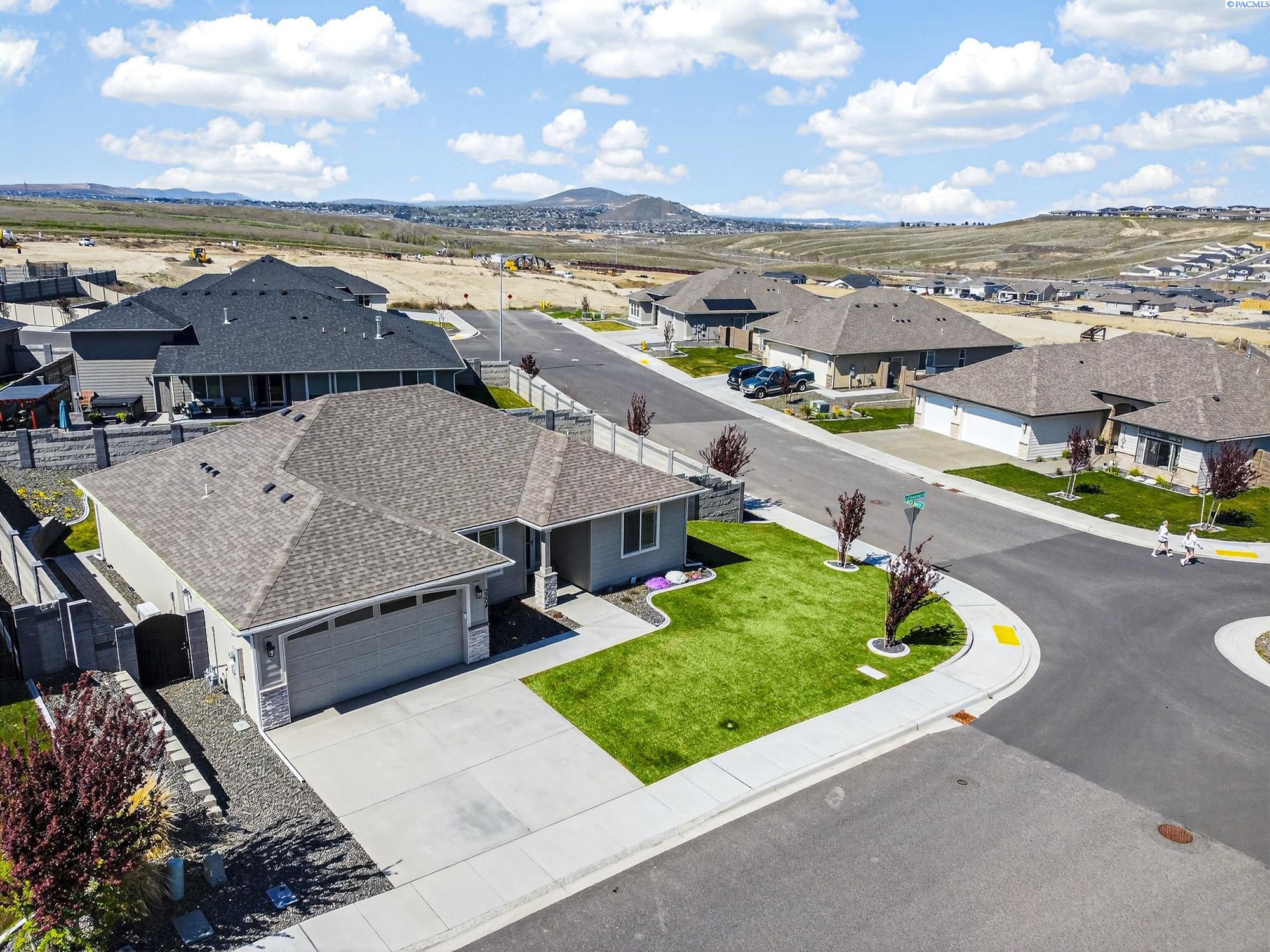 3304 Zimmerman St, Kennewick, WA 99338