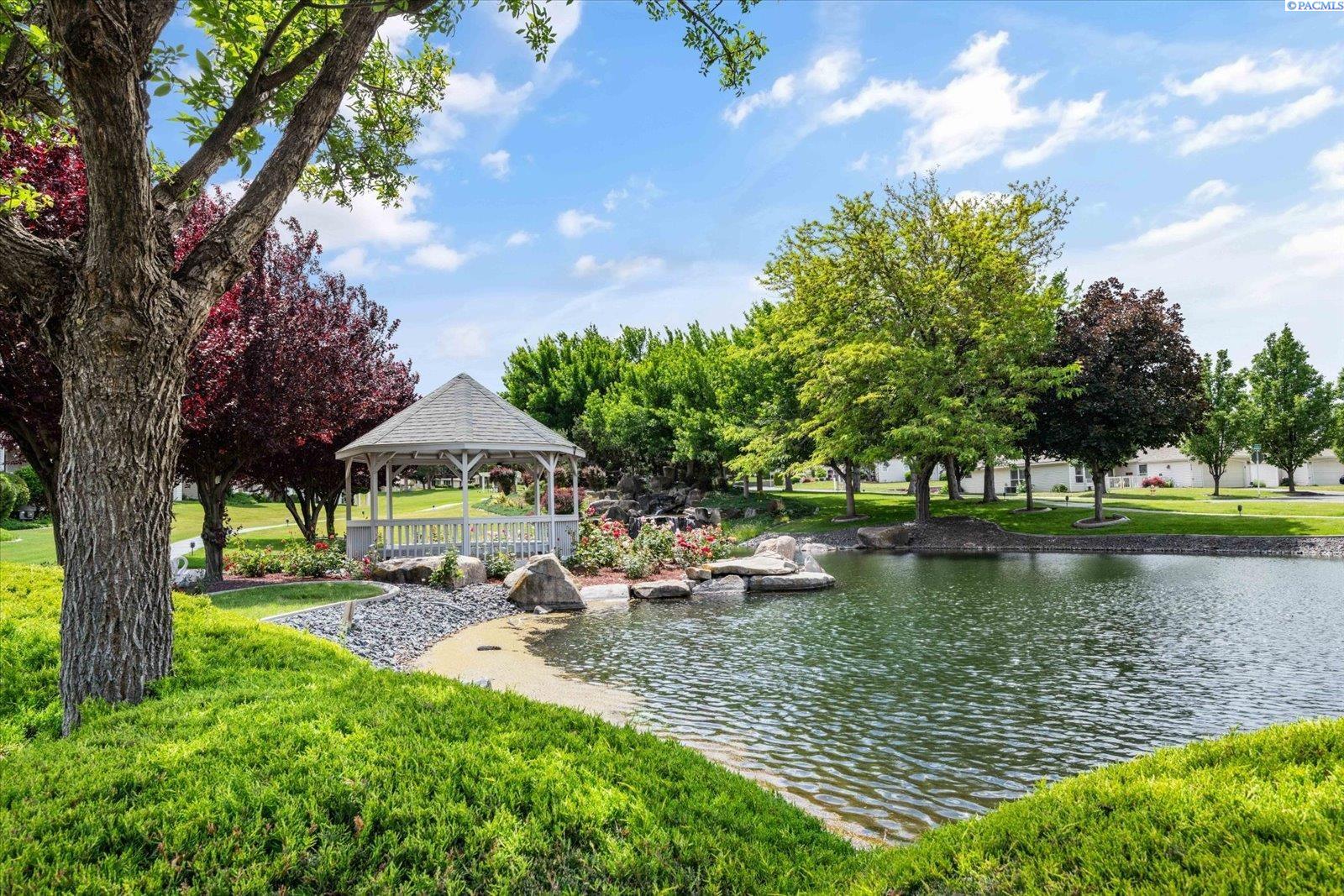 3359 Huntington Loop, Kennewick, WA 99337